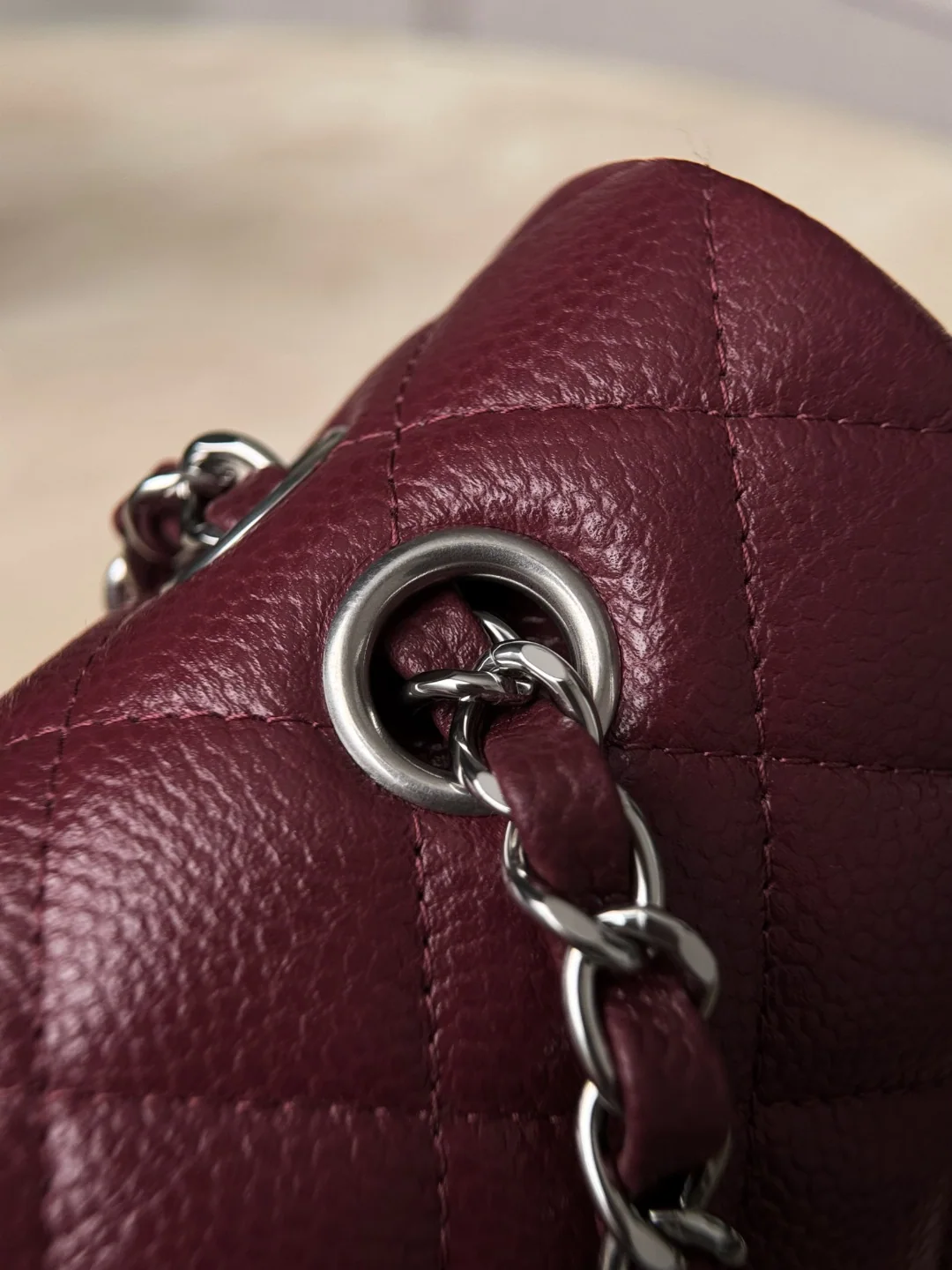 샤넬 CF 25 볼드 버건디 은장 가방 상세 이미지 3