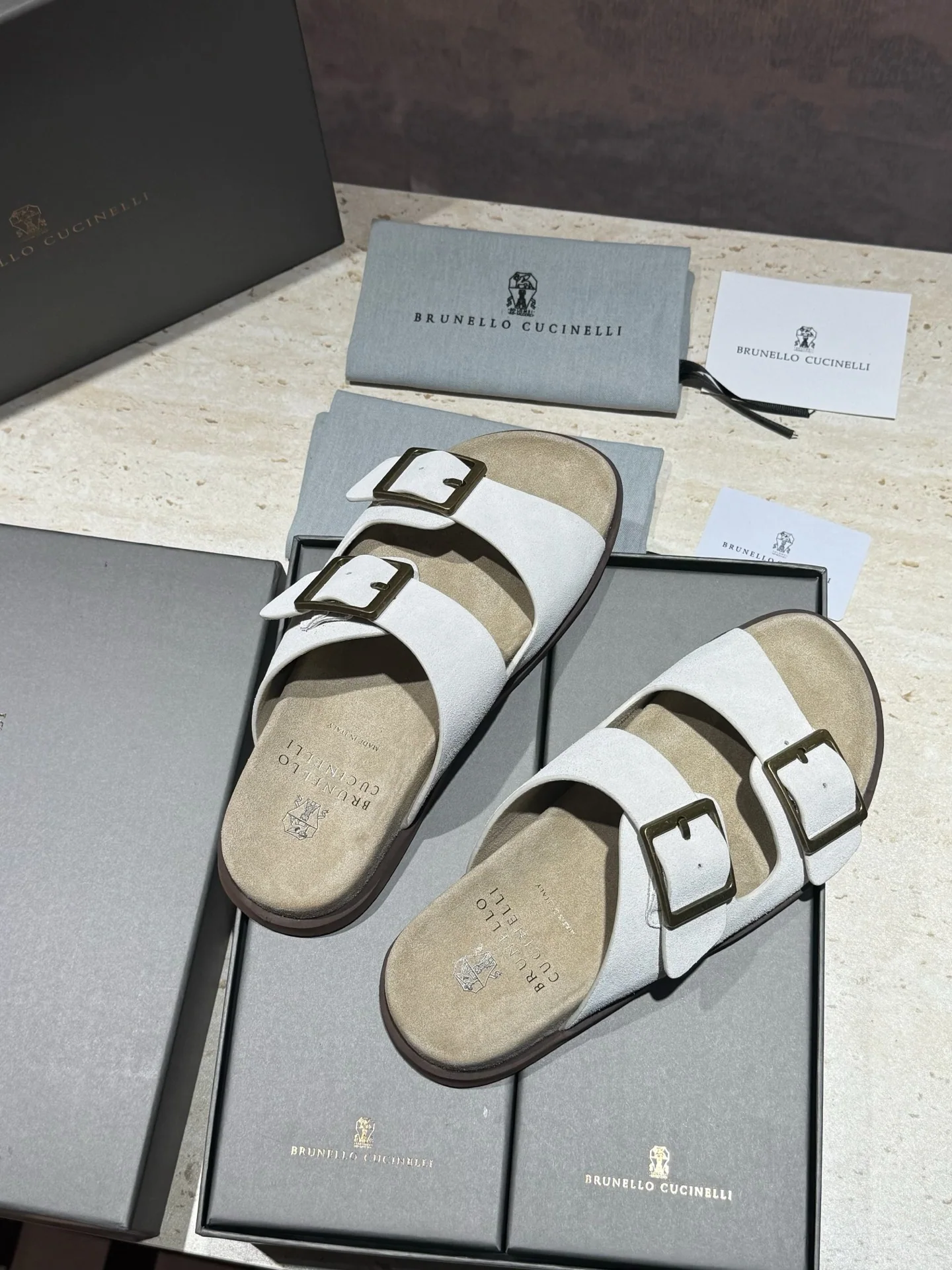 브루넬로쿠치넬리 남성 스웨이드 비치샌들 상세 이미지 2