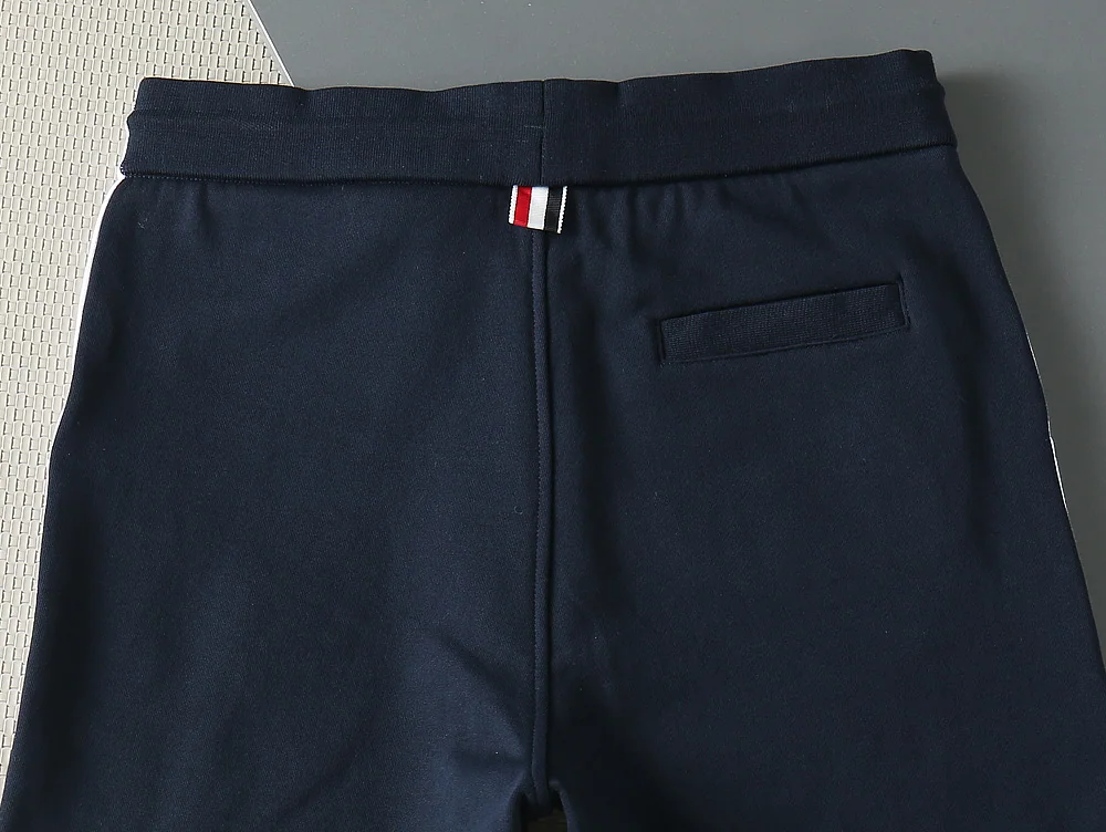 톰브라운 컬러 블록 레드 스트라이프 면 반바지 상세 이미지 8