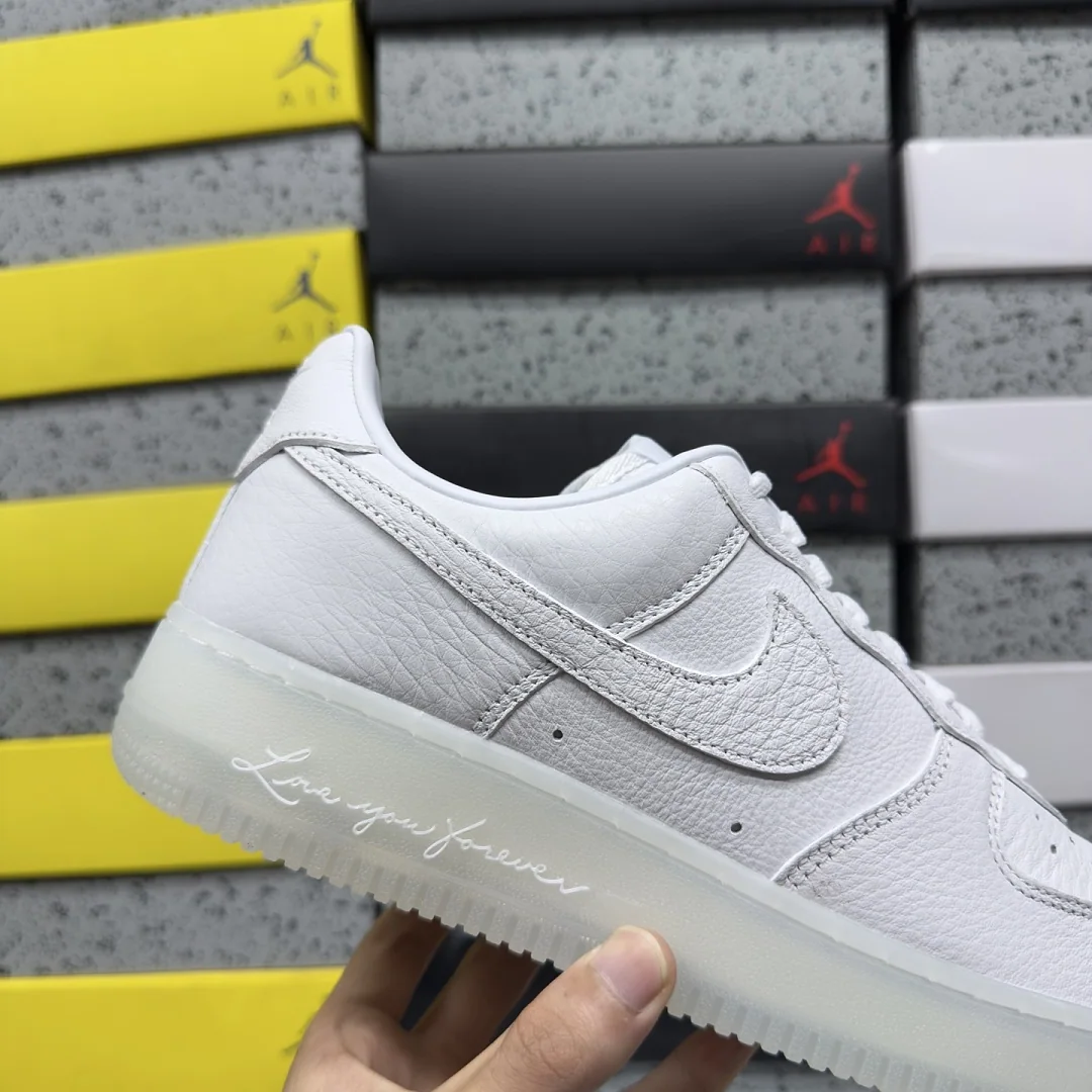 나이키 [MAX] 에어 포스 1 로우 CZ8065-101 201750 Nike Air Force 1 Low Drake NOCTA 상세 이미지 3