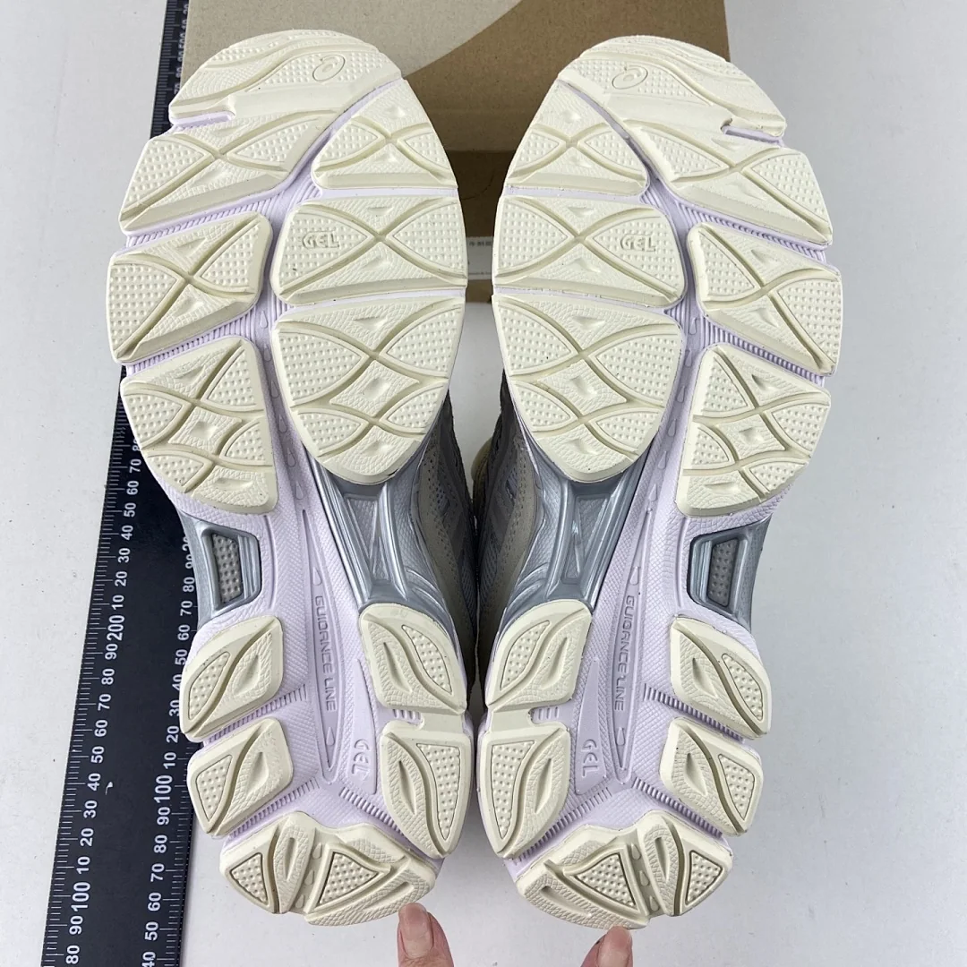 아식스 [HP] 젤 NYC 1201A789-105 200222 Asics Gel-NYC White Oyster Grey 상세 이미지 7
