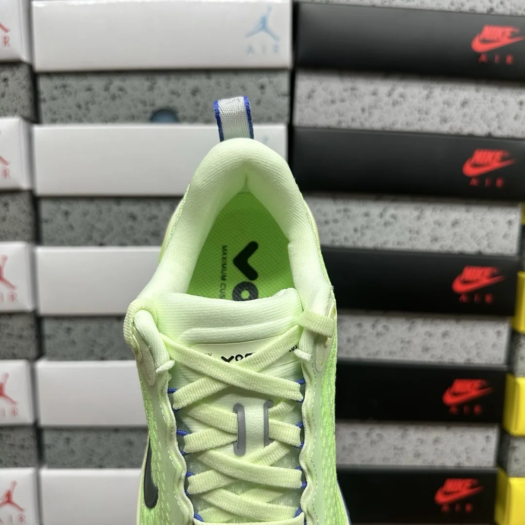 나이키 [XY] 보메로 플러스 HV8150-702 201687 Nike Vomero Plus Volt Tint Lime Blast 상세 이미지 10