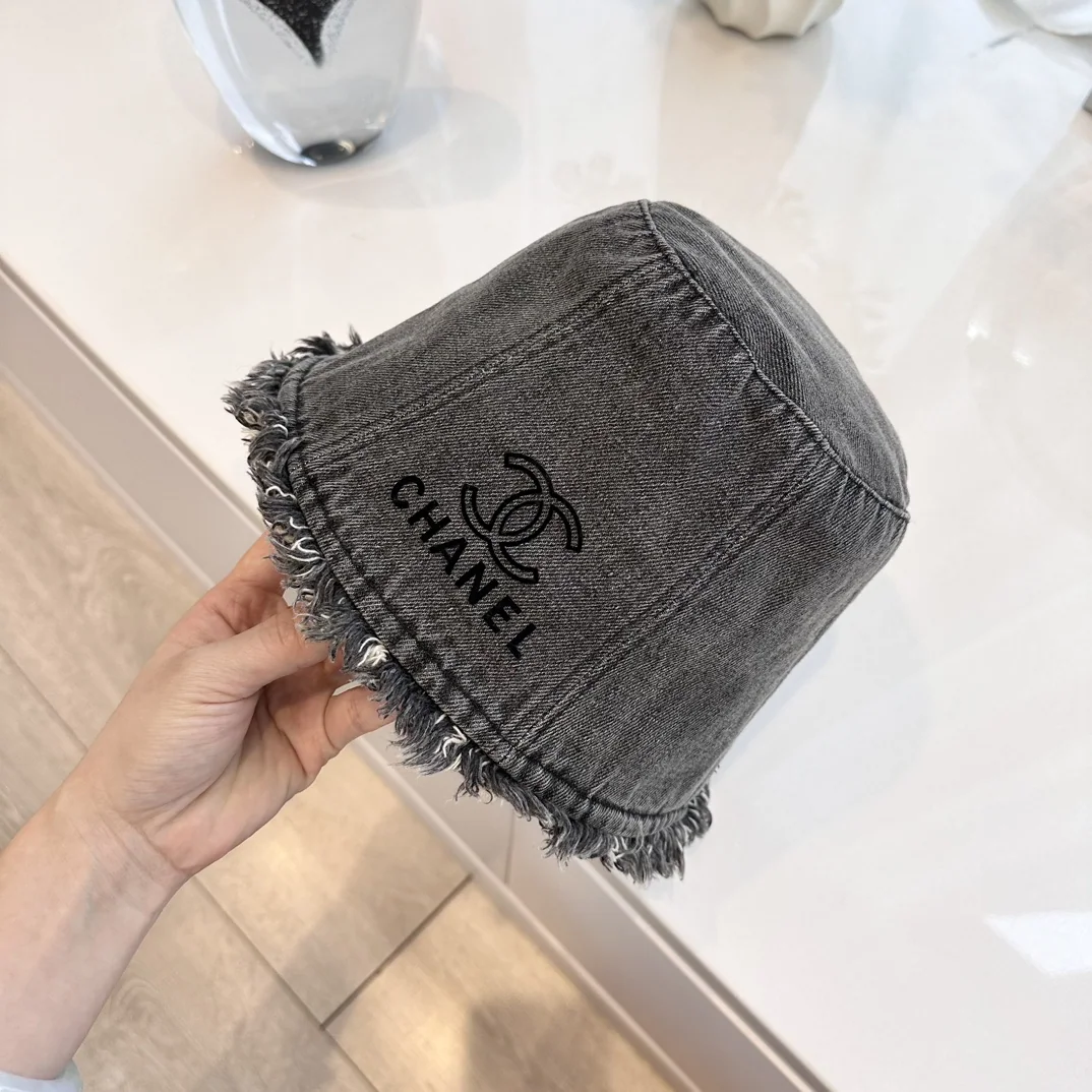 샤넬 워시드 데님 프린지 버킷햇 상세 이미지 2