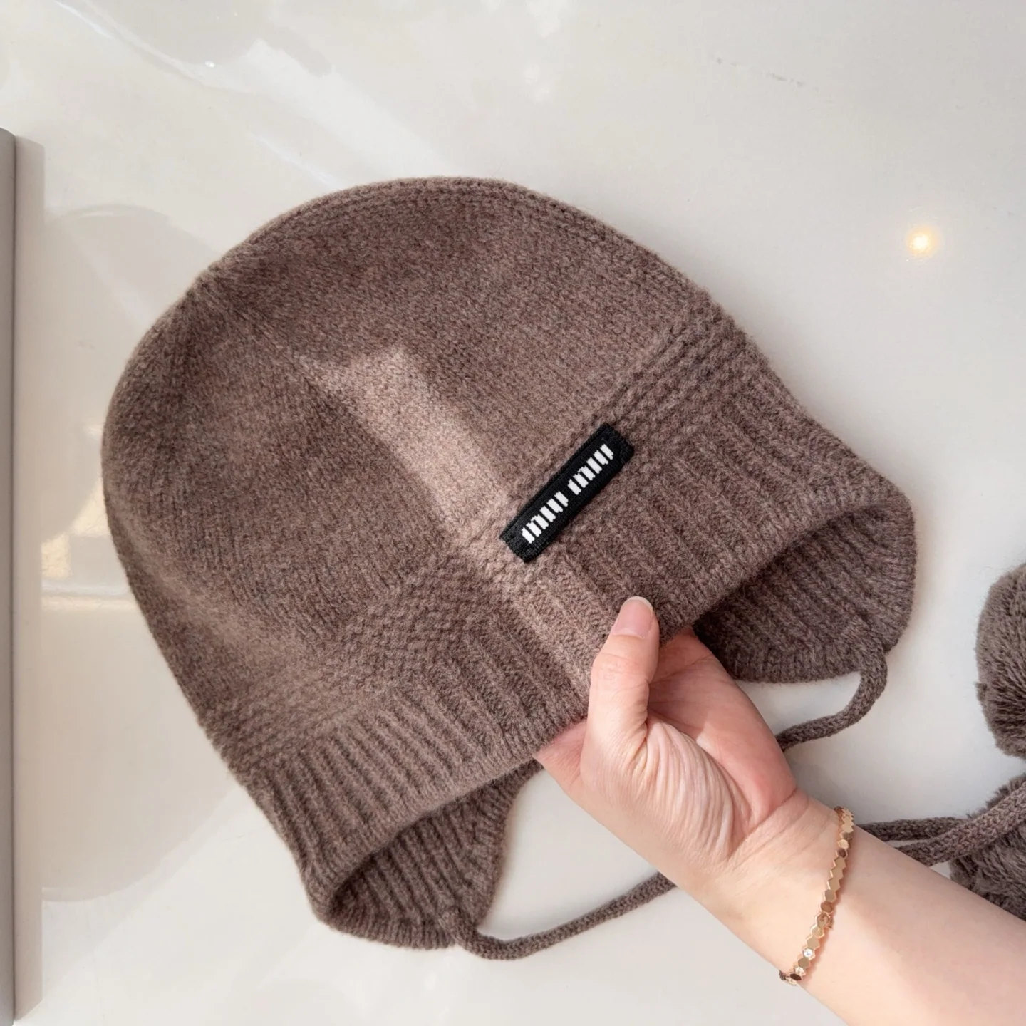 미우미우 모자 81393 Miu Miu Cap 상세 이미지 7