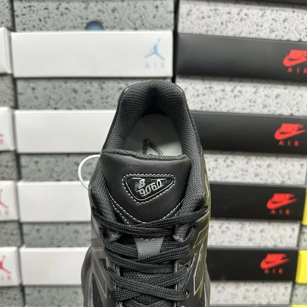뉴발란스 [C] 9060 U90606TO 202245 New Balance 9060 Black Grey 상세 이미지 4