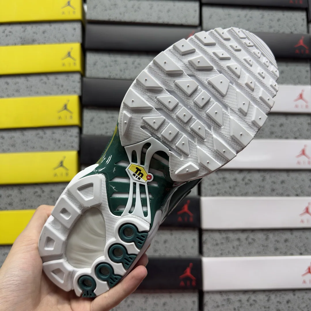 나이키 [BD] 에어 맥스 플러스 CV2392-101 201845 Nike Air Max Plus 상세 이미지 9