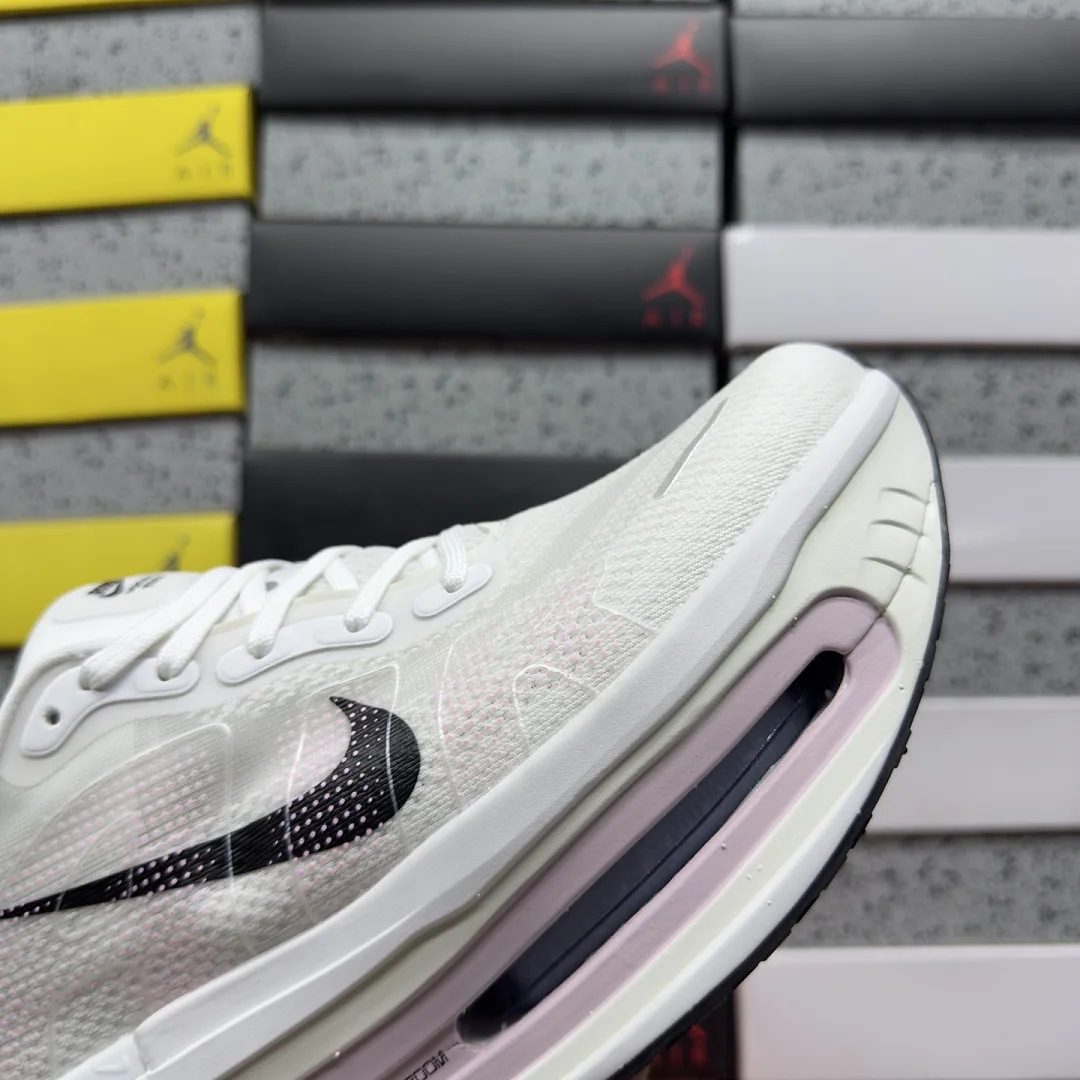 나이키 [5A] 보메로 프리미엄 HM5973-103 201817 Nike Vomero Premium 상세 이미지 3