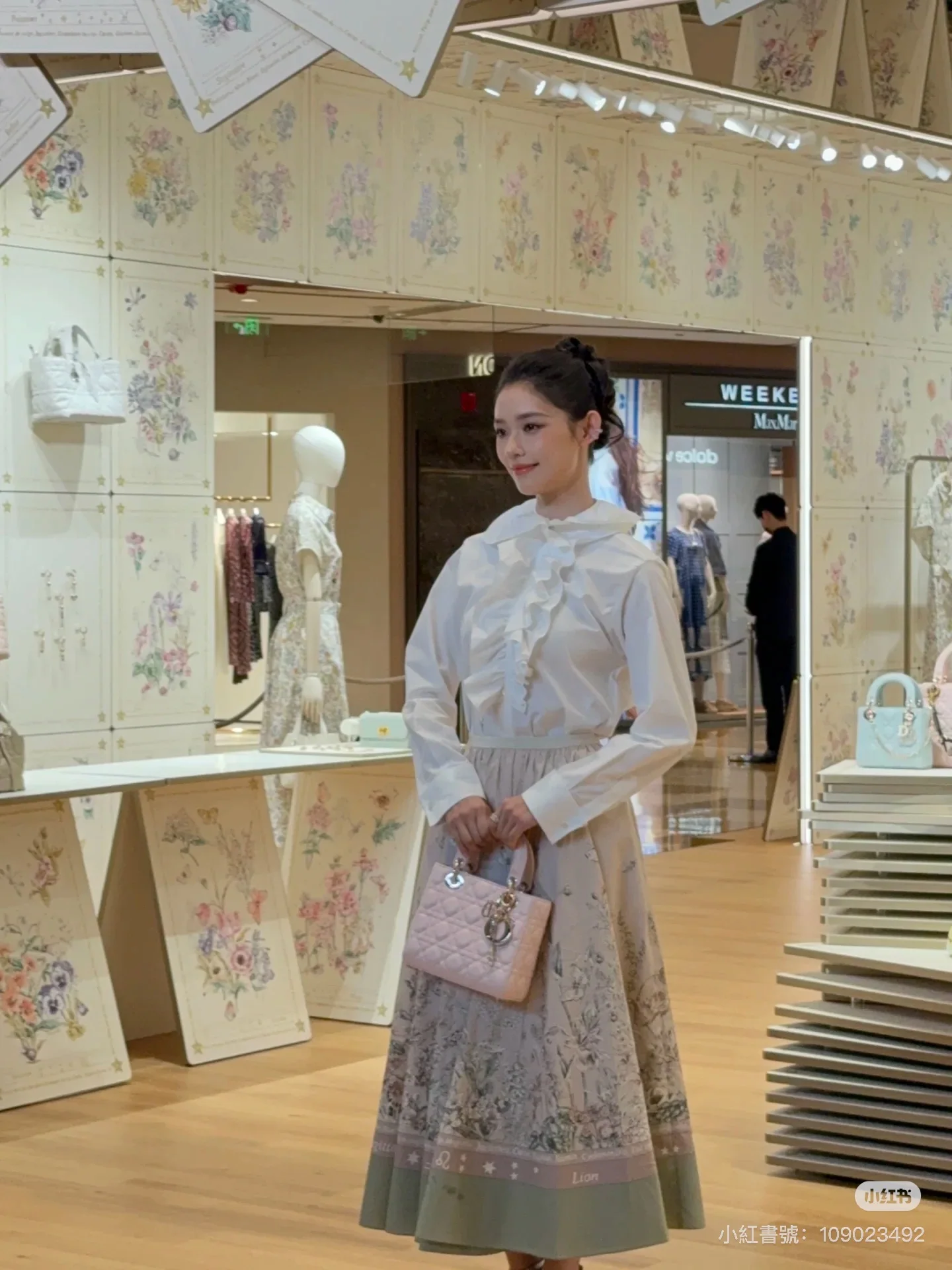 디올 코튼 포플린 스탠드업 카라 자수 셔츠 상세 이미지 1