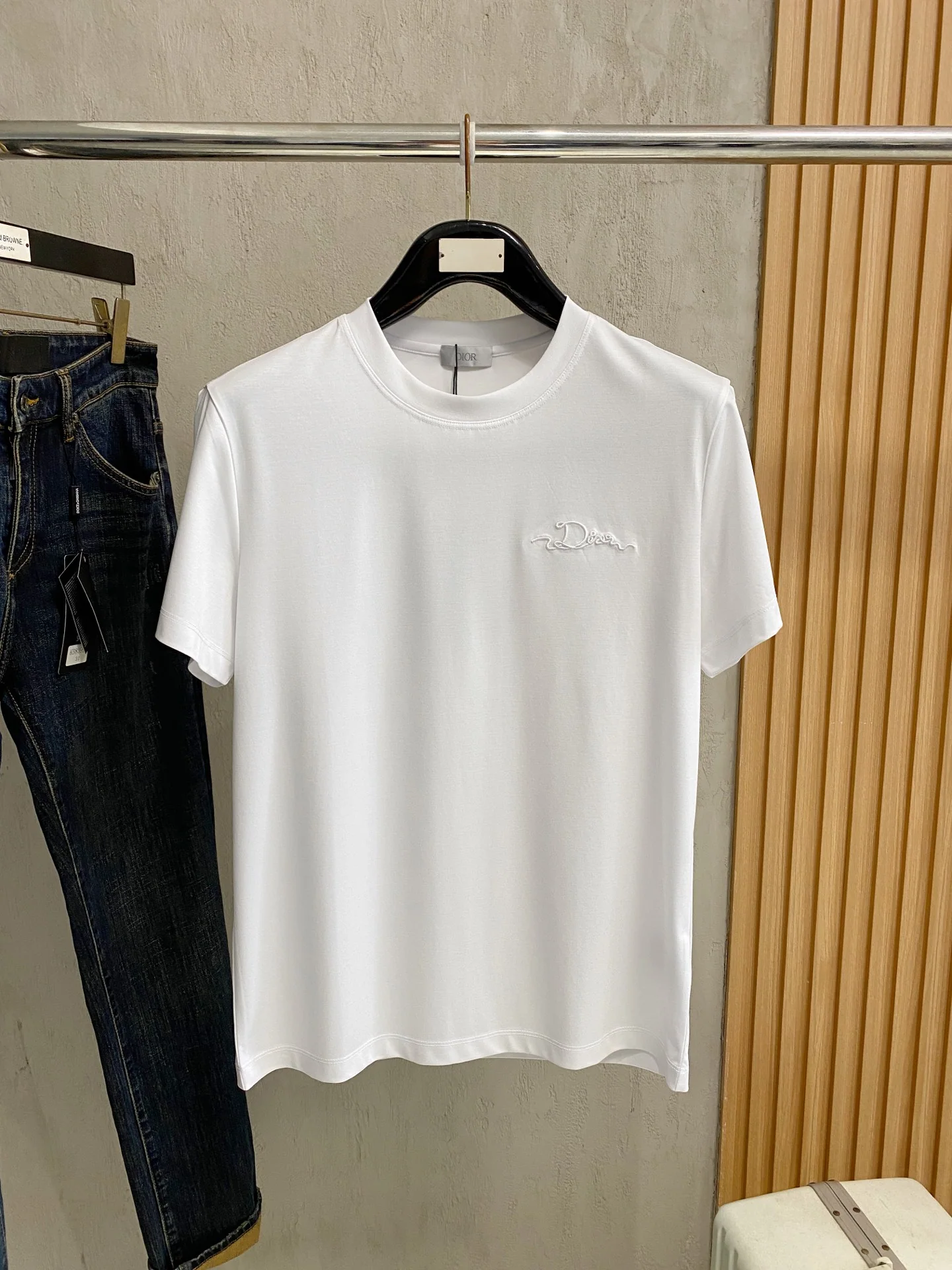 디올 남성 크루넥 반팔 티셔츠 상세 이미지 1