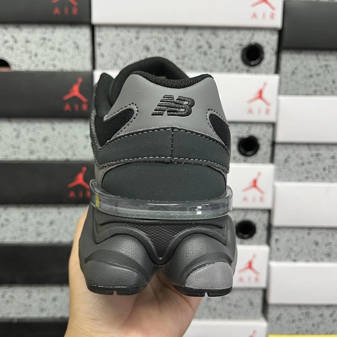 뉴발란스 [C] 9060 U906079E 202226 New Balance 9060 상세 이미지 7