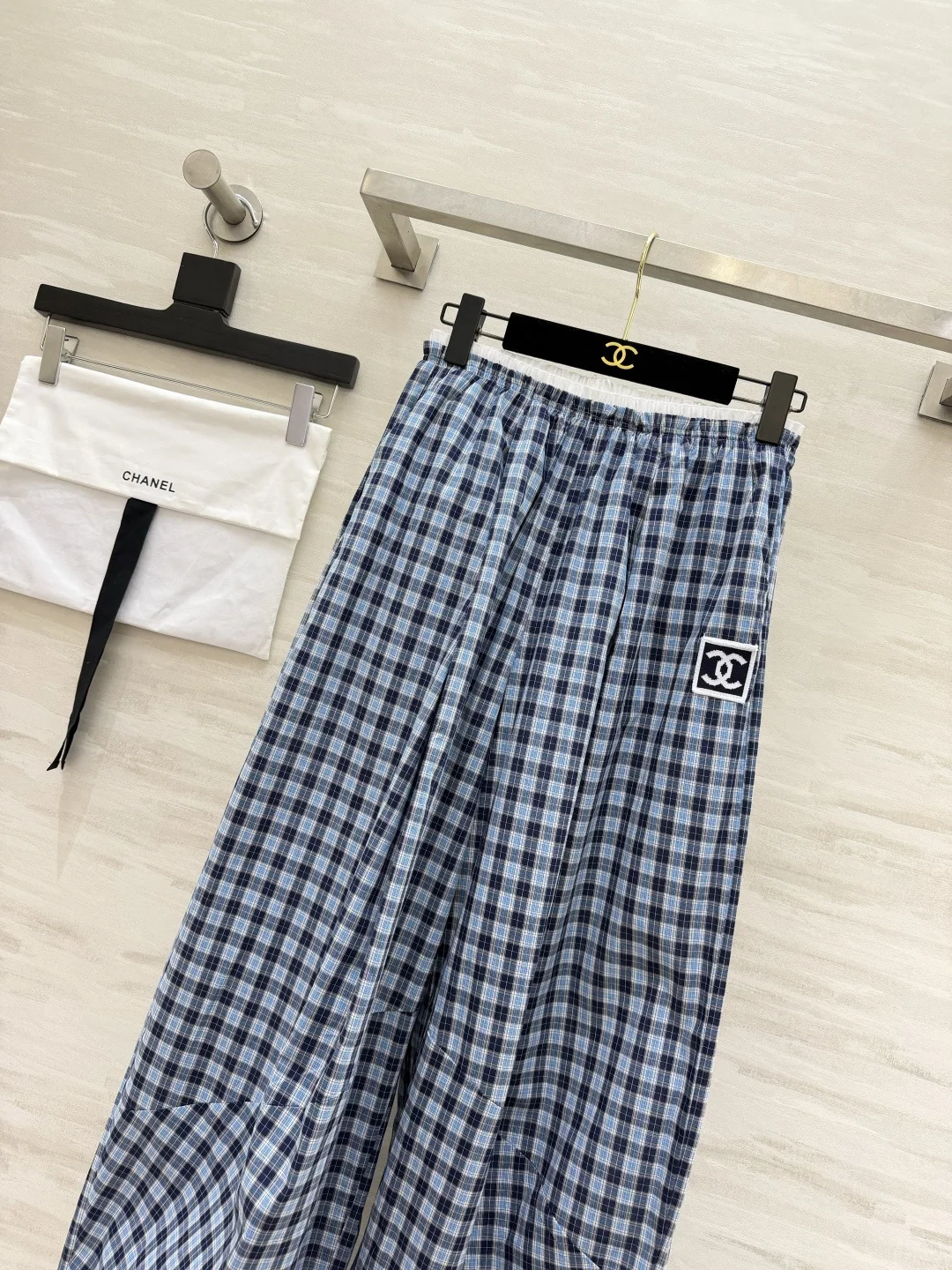샤넬 레트로 체크 패턴 와이드 팬츠 상세 이미지 2