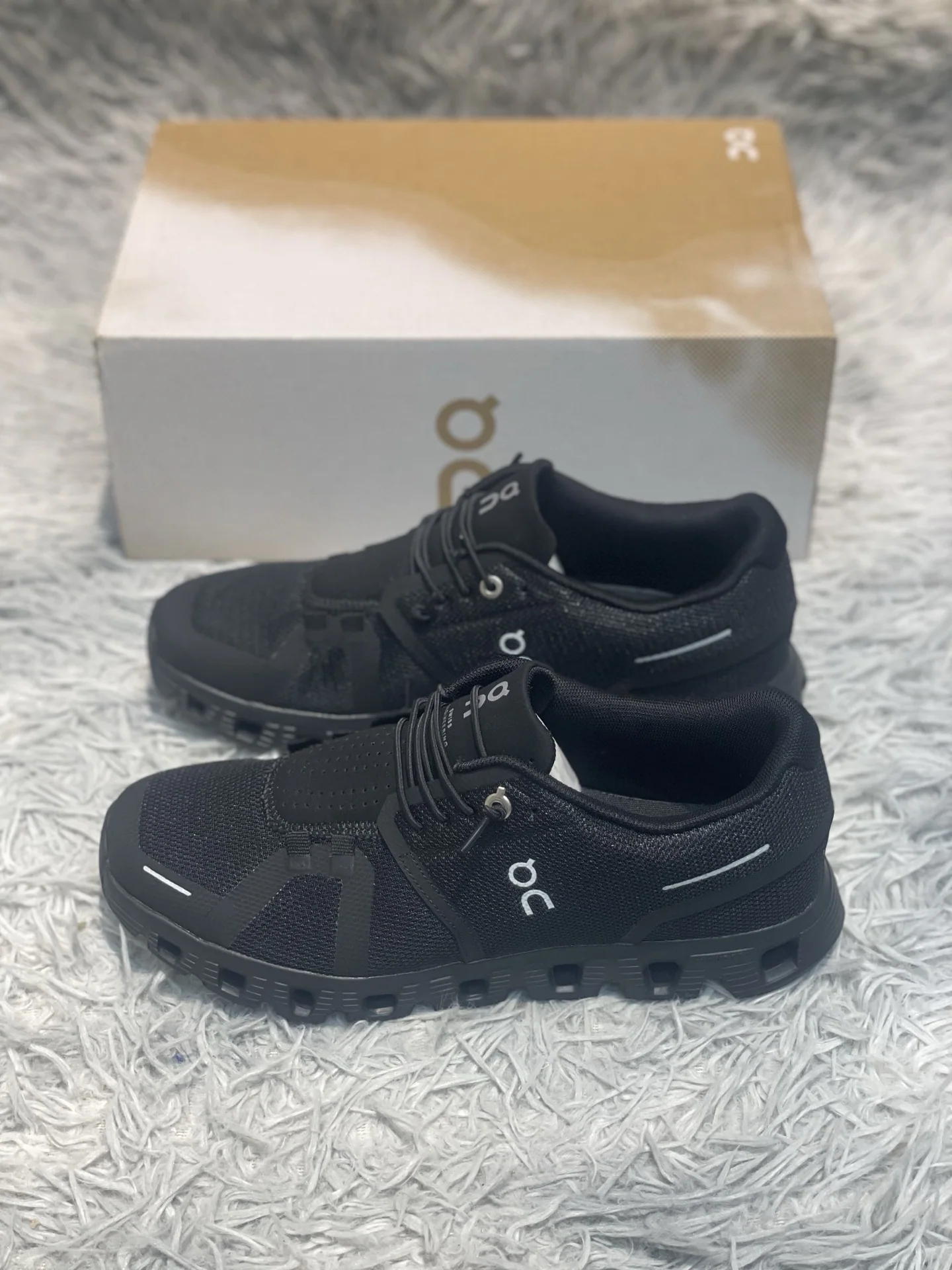 ON OnRun Cloud 6 캐주얼 경량 러닝화 상세 이미지 6