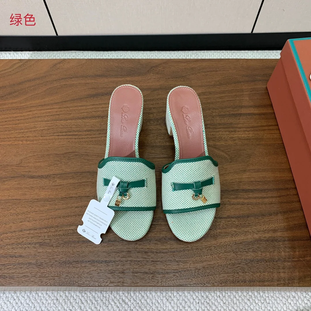 로로피아나 컬러 블록 미드힐 뮬 샌들 147242
