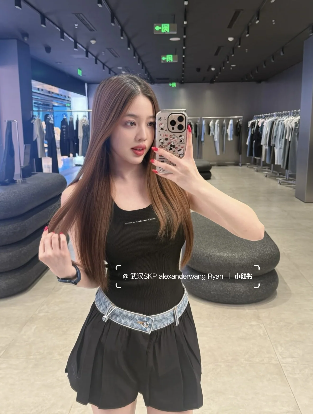 알렉산더왕 여성 슬림핏 U넥 반팔 티셔츠 상세 이미지 1