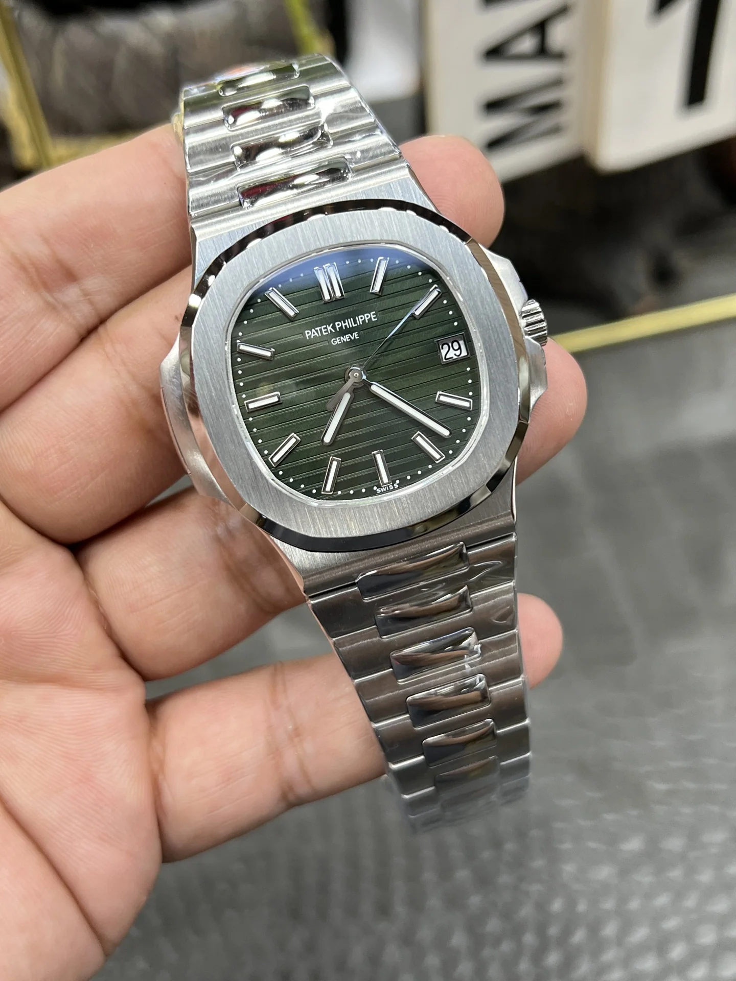 파텍필립 노틸러스 5711 다이아 자동 레플리카 43969 Patek Philippe 상세 이미지 2