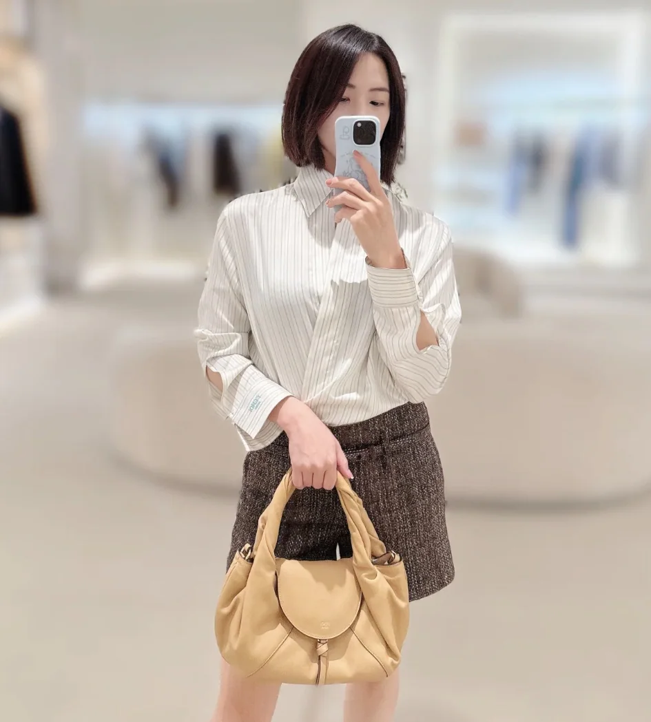 펜디 스파이 숄더백 상세 이미지 9