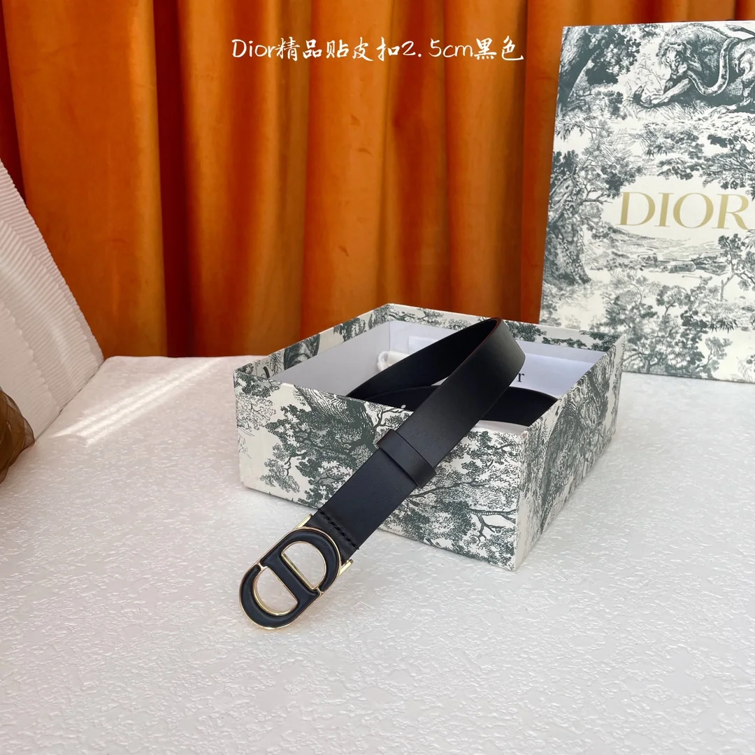 디올 송아지가죽 CD 버클 벨트 상세 이미지 1