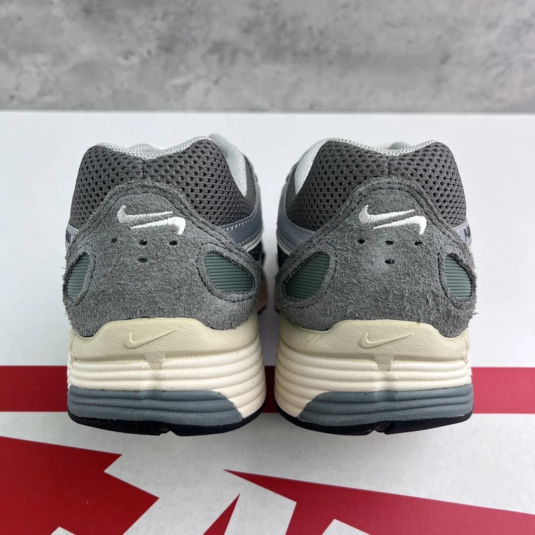 나이키 [CS] P 6000 그레이 화이트 실버 FN7509-029 201522 Nike P-6000 Flat Pewter 상세 이미지 2