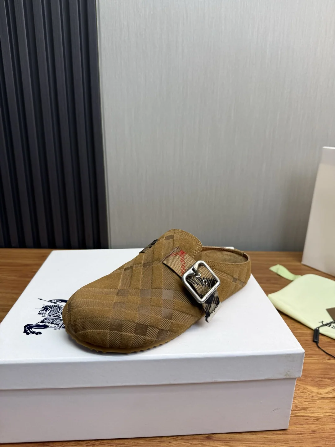 버버리 샌들 가죽 158634