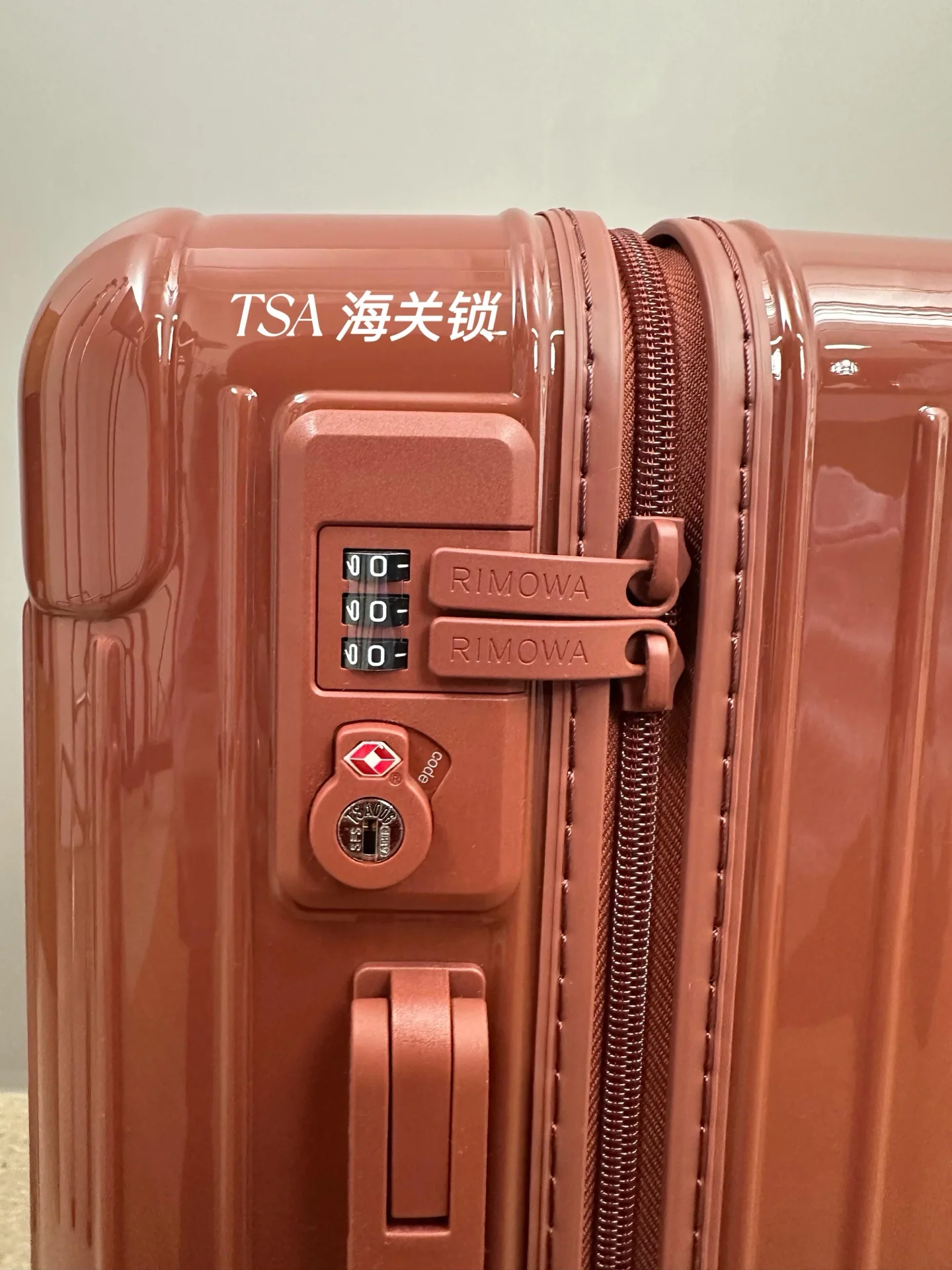리모와 여행가방 상세 이미지 7