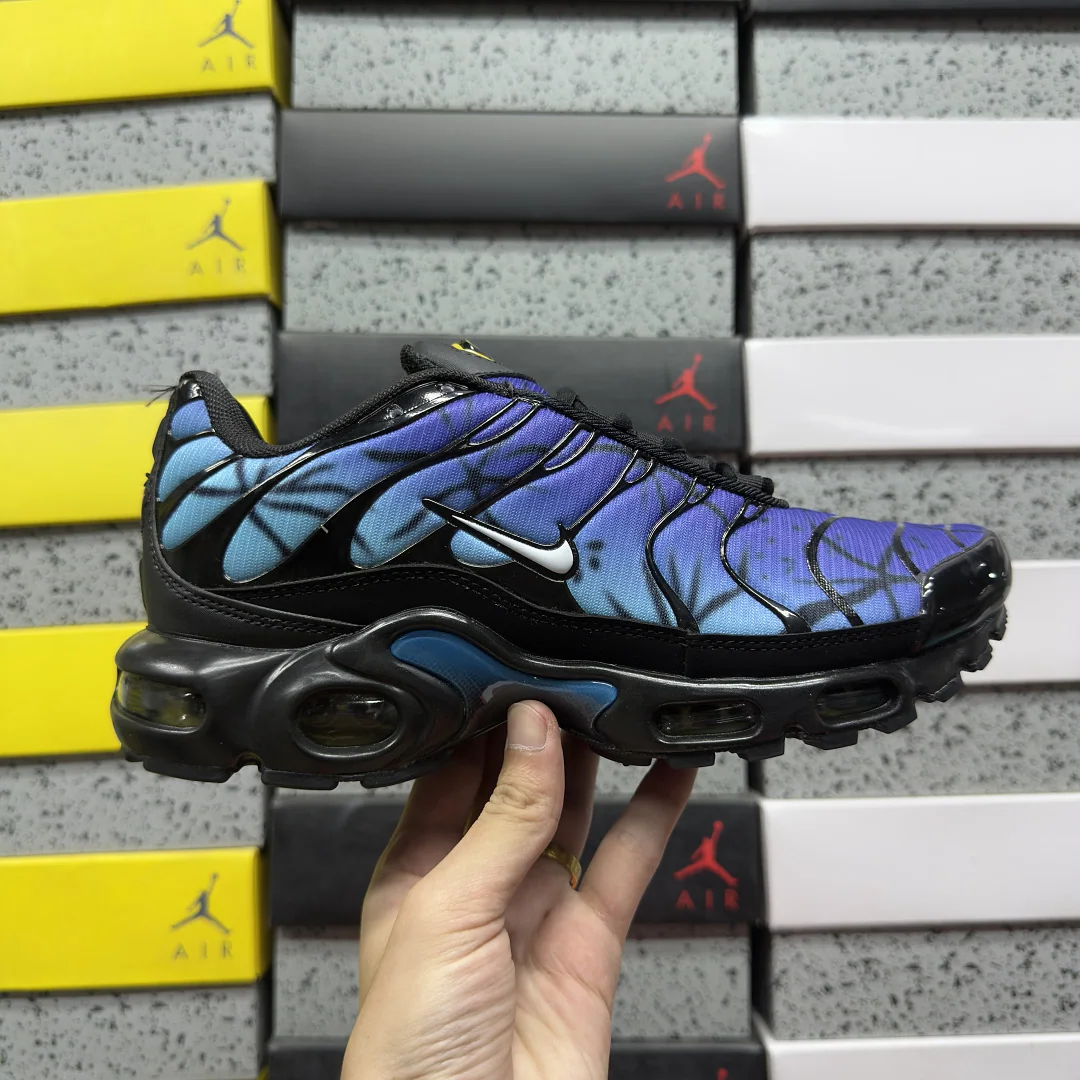 나이키 [BD] 에어 맥스 플러스 FV0950-602 201856 Nike Air Max Plus 상세 이미지 3