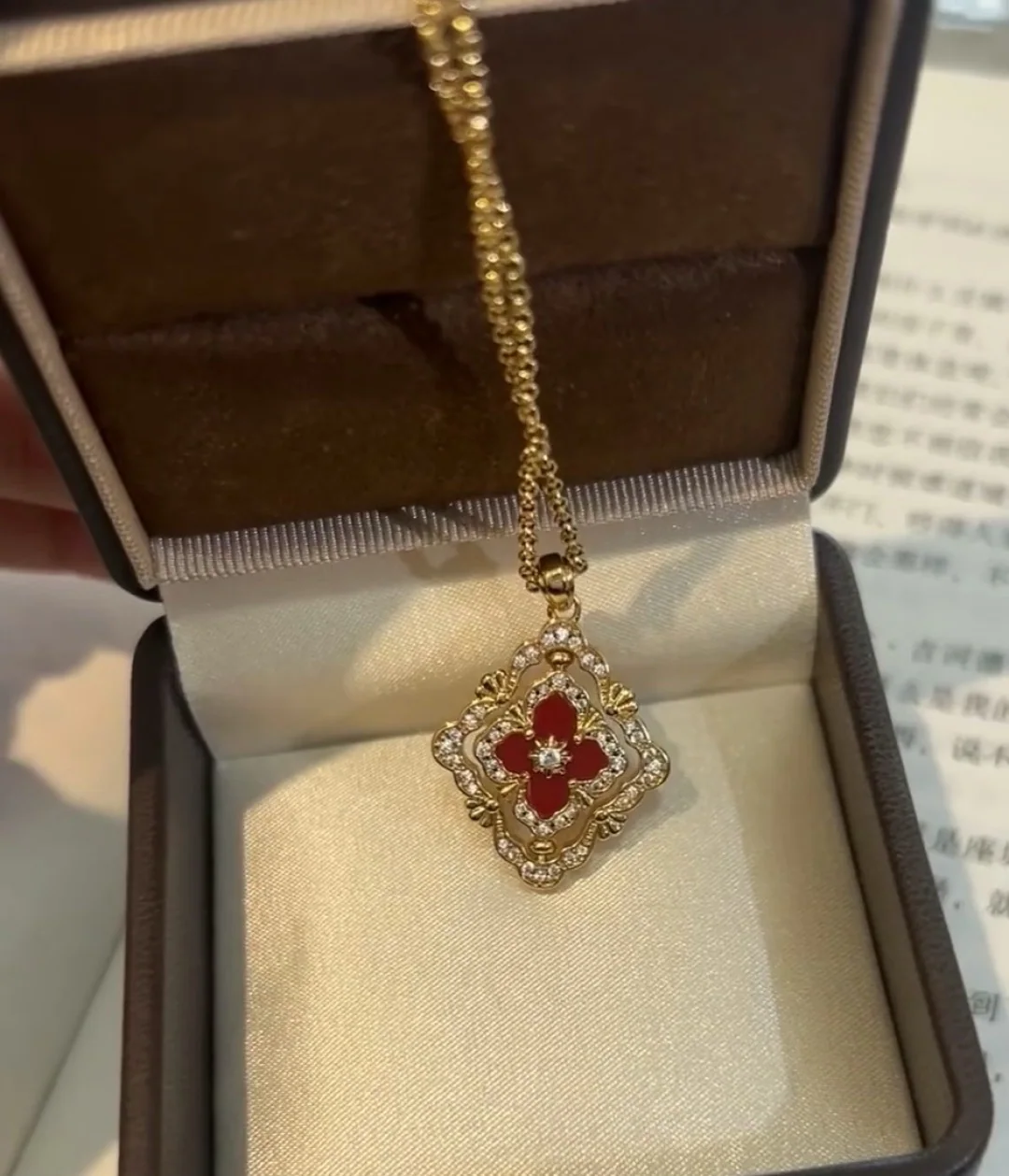 부첼라티 회전식 다이아몬드 목걸이 상세 이미지 6