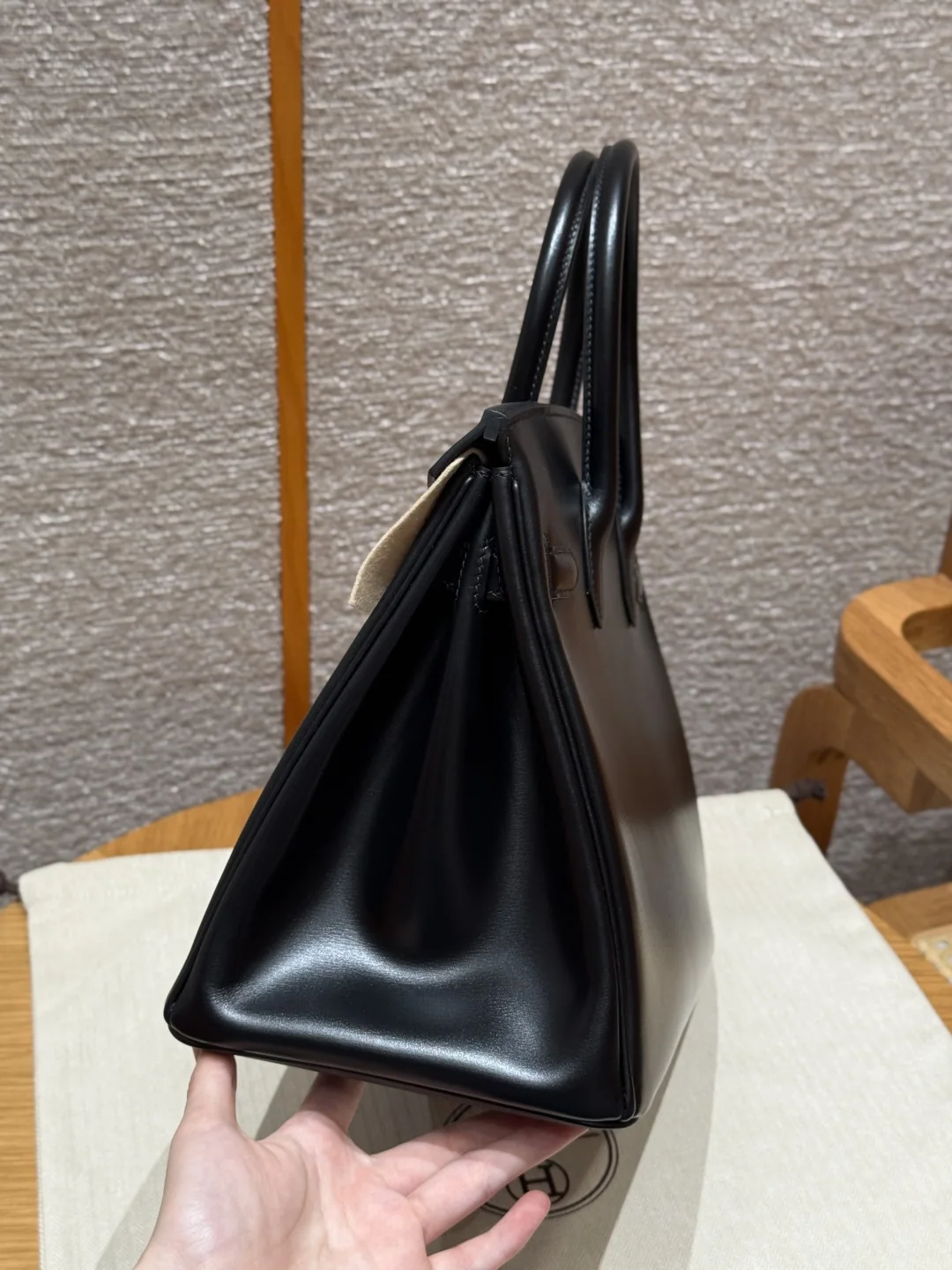 에르메스 버킨 30 블랙 가방 상세 이미지 4