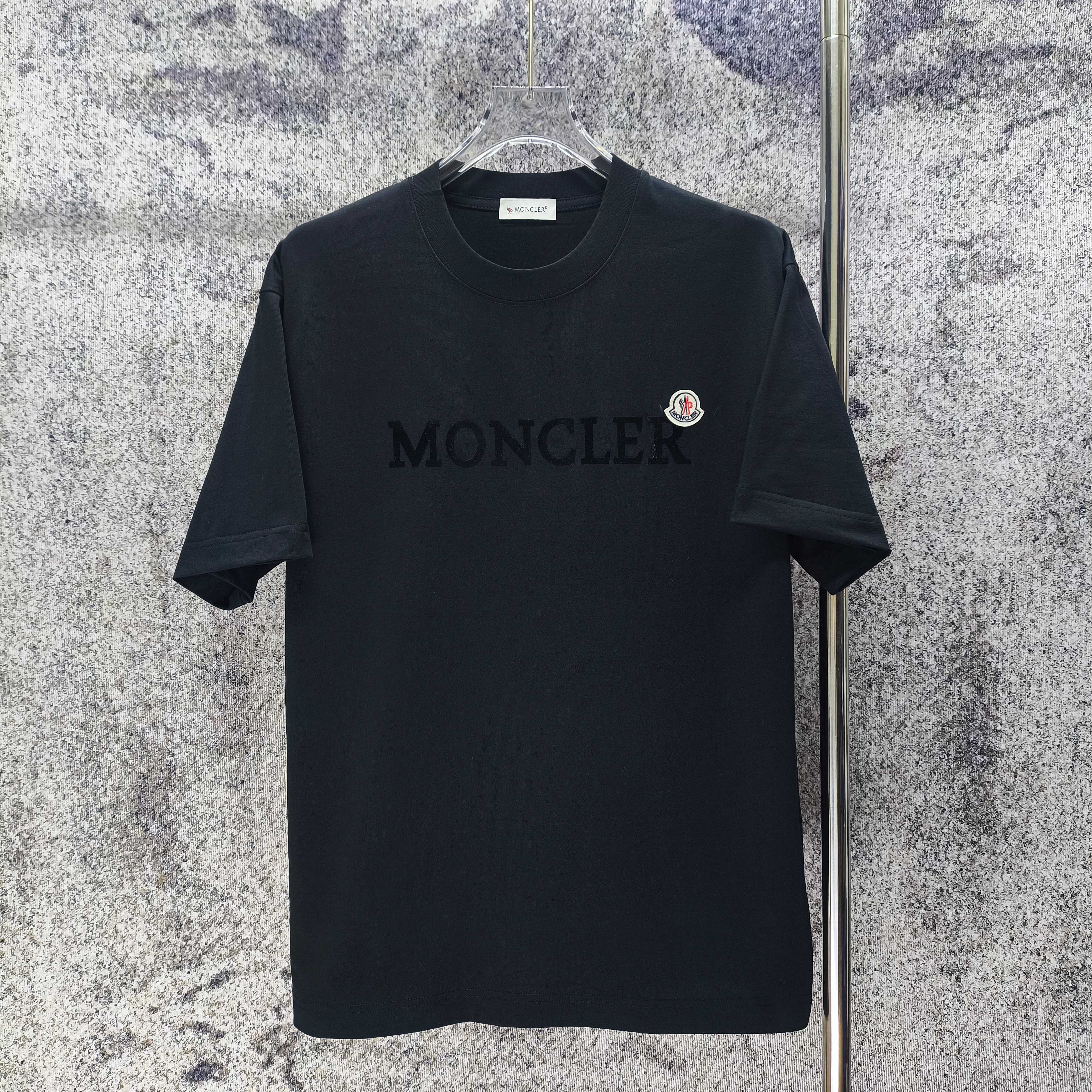몽클레어 여성 루즈핏 반팔 티셔츠 상세 이미지 2