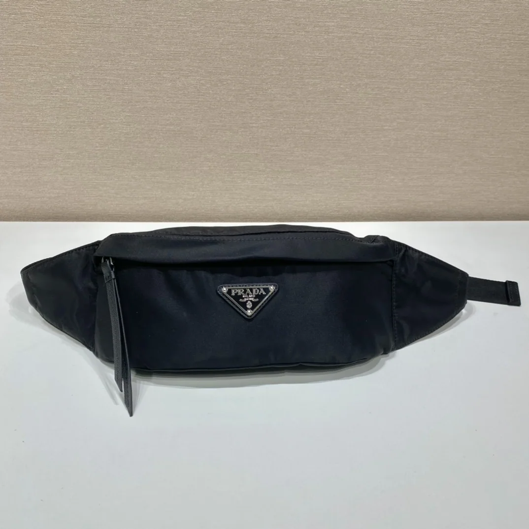 프라다 나일론 사피아노 가죽 웨이스트백 2VL034 상세 이미지 3