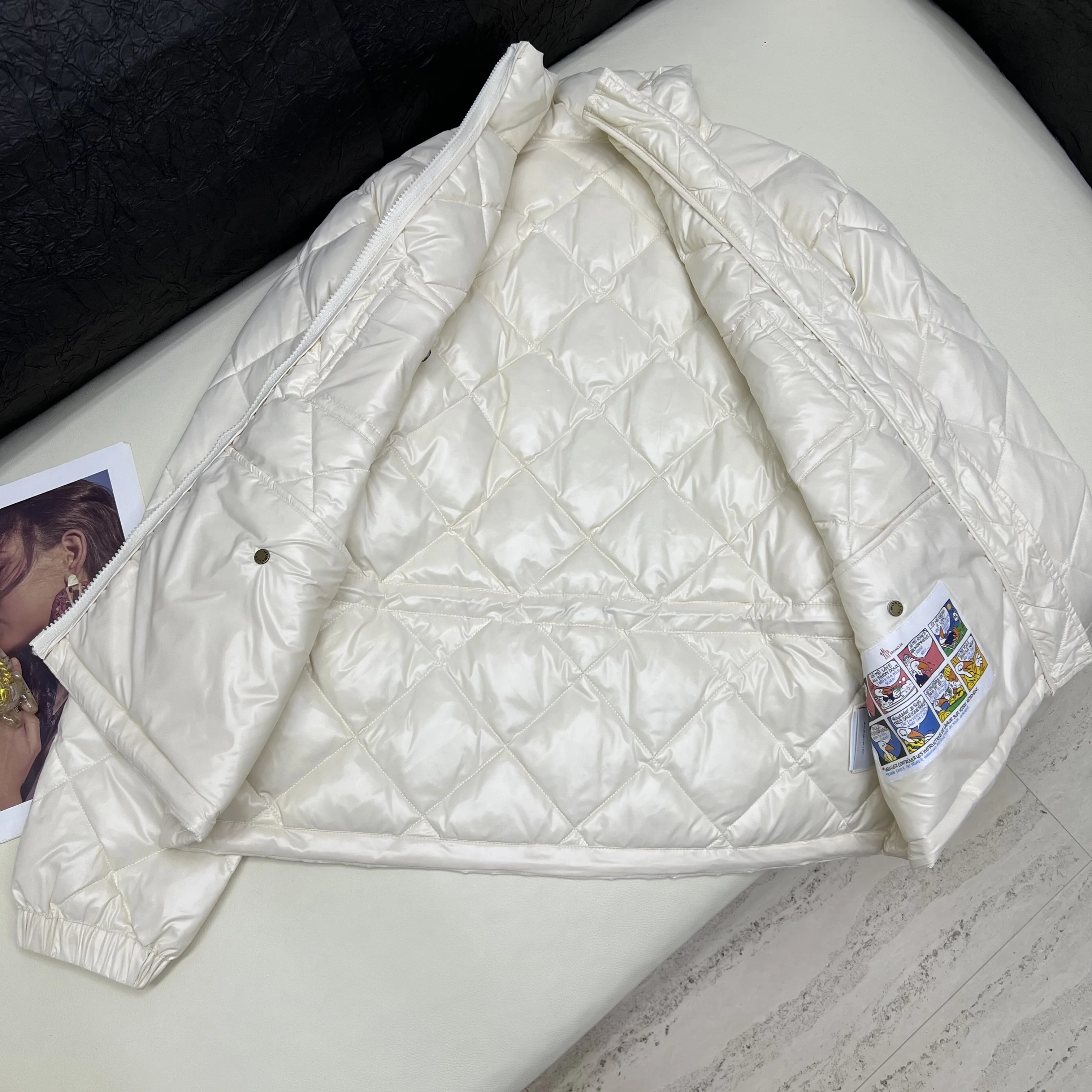 몽클레어 여성 버튼다운 패딩 재킷 상세 이미지 7
