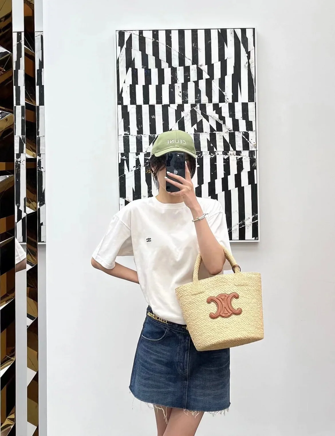 셀린느 개선문 오프셋 귀걸이 상세 이미지 2