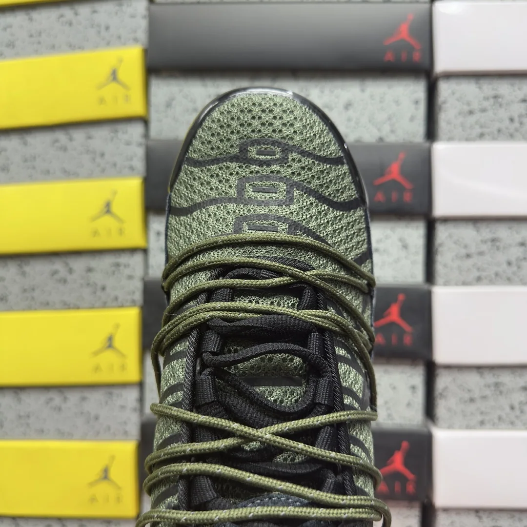 나이키 [BD] 에어 맥스 플러스 유틸리티 FJ4232-200 201909 Nike Air Max Plus Utility Medium Olive 상세 이미지 9