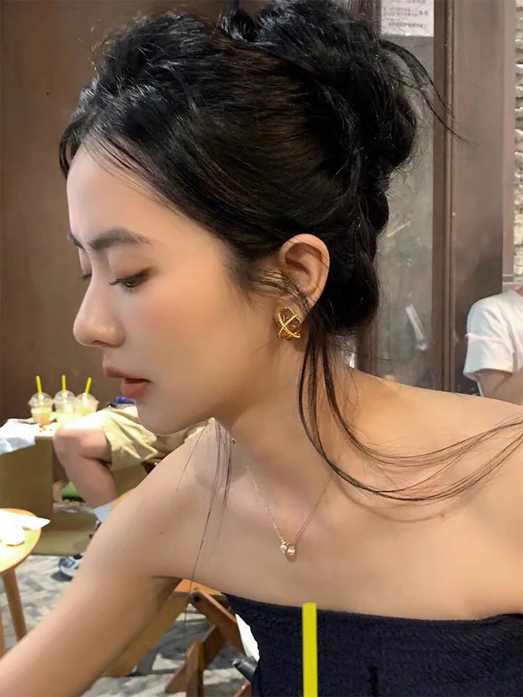 셀린느 프레셔스 18 K 골드 도금 스터드 귀걸이 상세 이미지 2