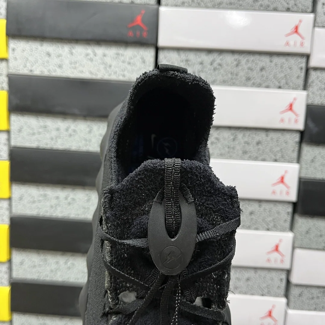 나이키 [WM] 마인드 002 플라이니트 IQ8504-002 201554 Nike Mind 002 Flyknit Fragment Black 상세 이미지 9