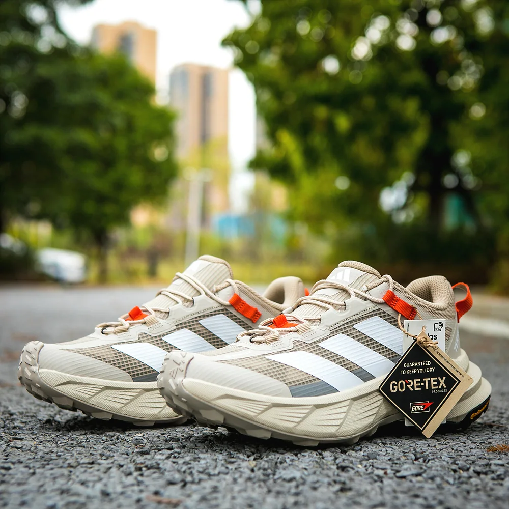 아디다스 Terrex X Free Hiker GTX 하이킹 신발 상세 이미지 2