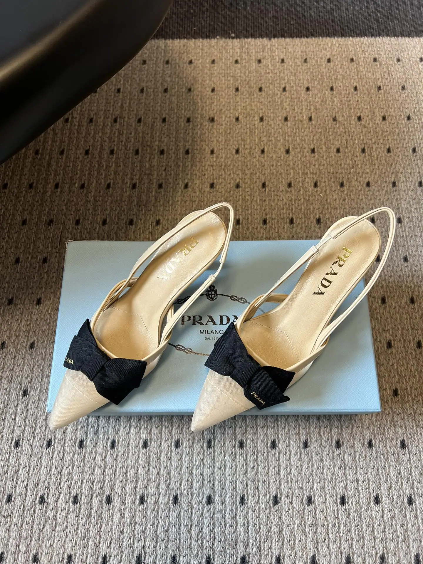 프라다 신발 8156 상세 이미지 2