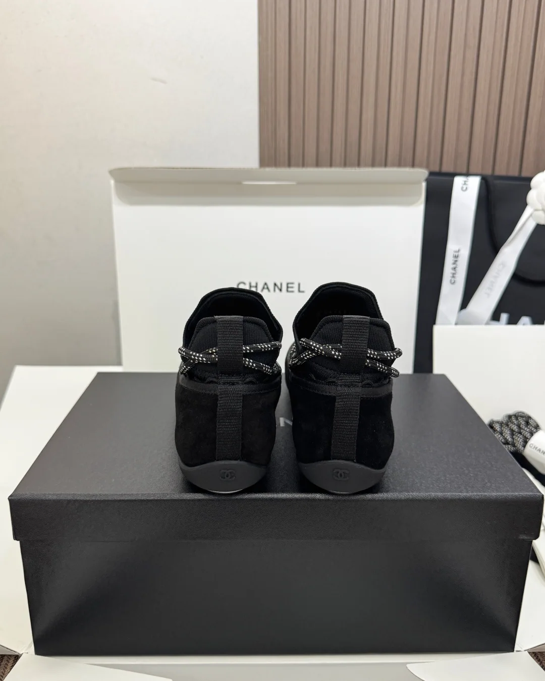 샤넬 메티에다얼 레트로 스니커즈 상세 이미지 8