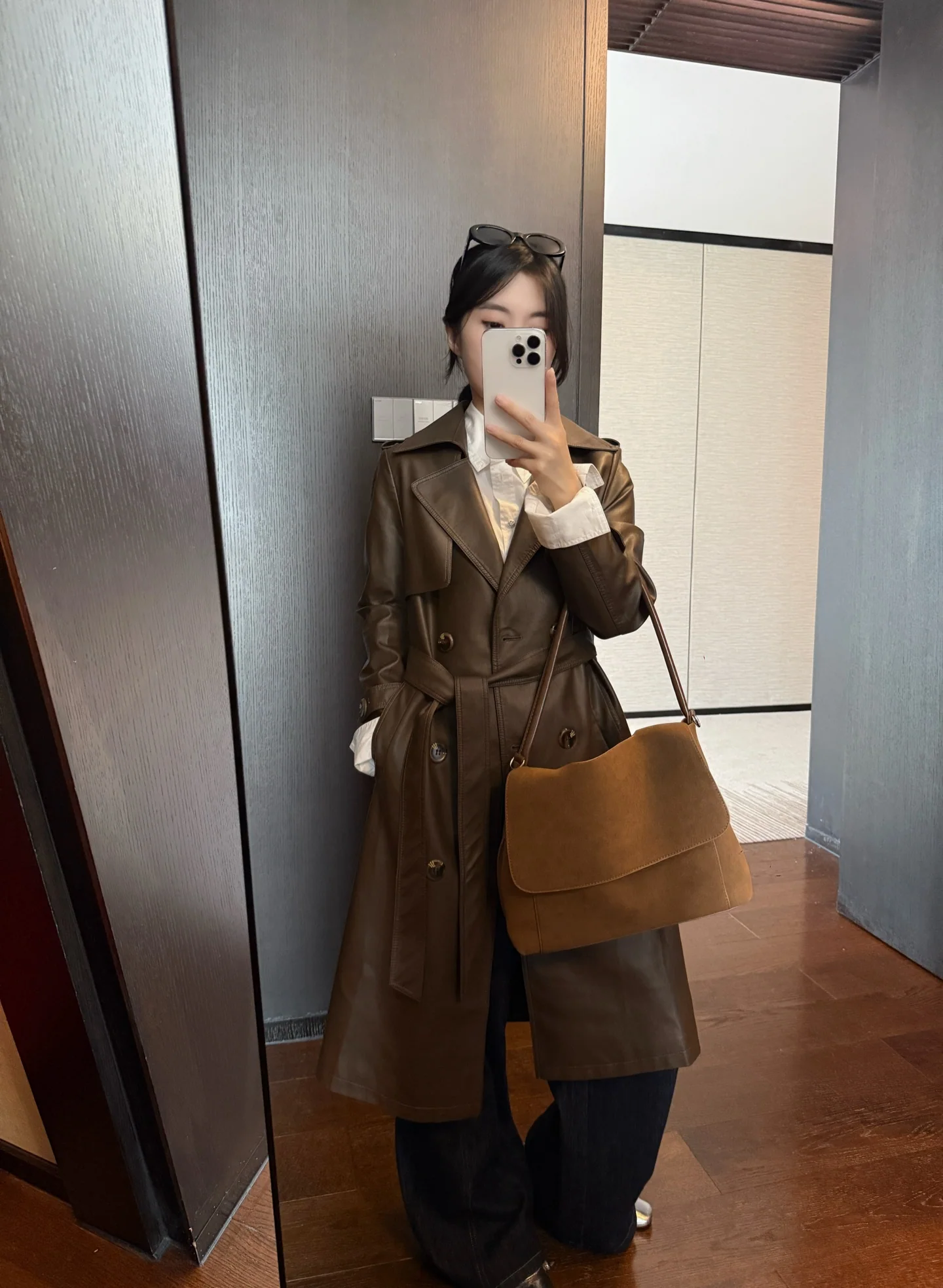 버버리 켄싱턴 가죽 트렌치 코트 자켓 상세 이미지 8