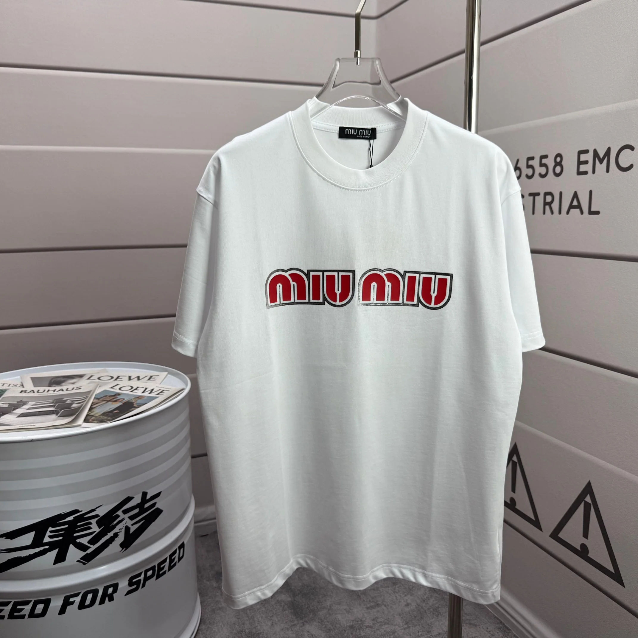 미우미우 3D 실리콘 로고 커스텀 코튼 반팔 티셔츠 상세 이미지 1