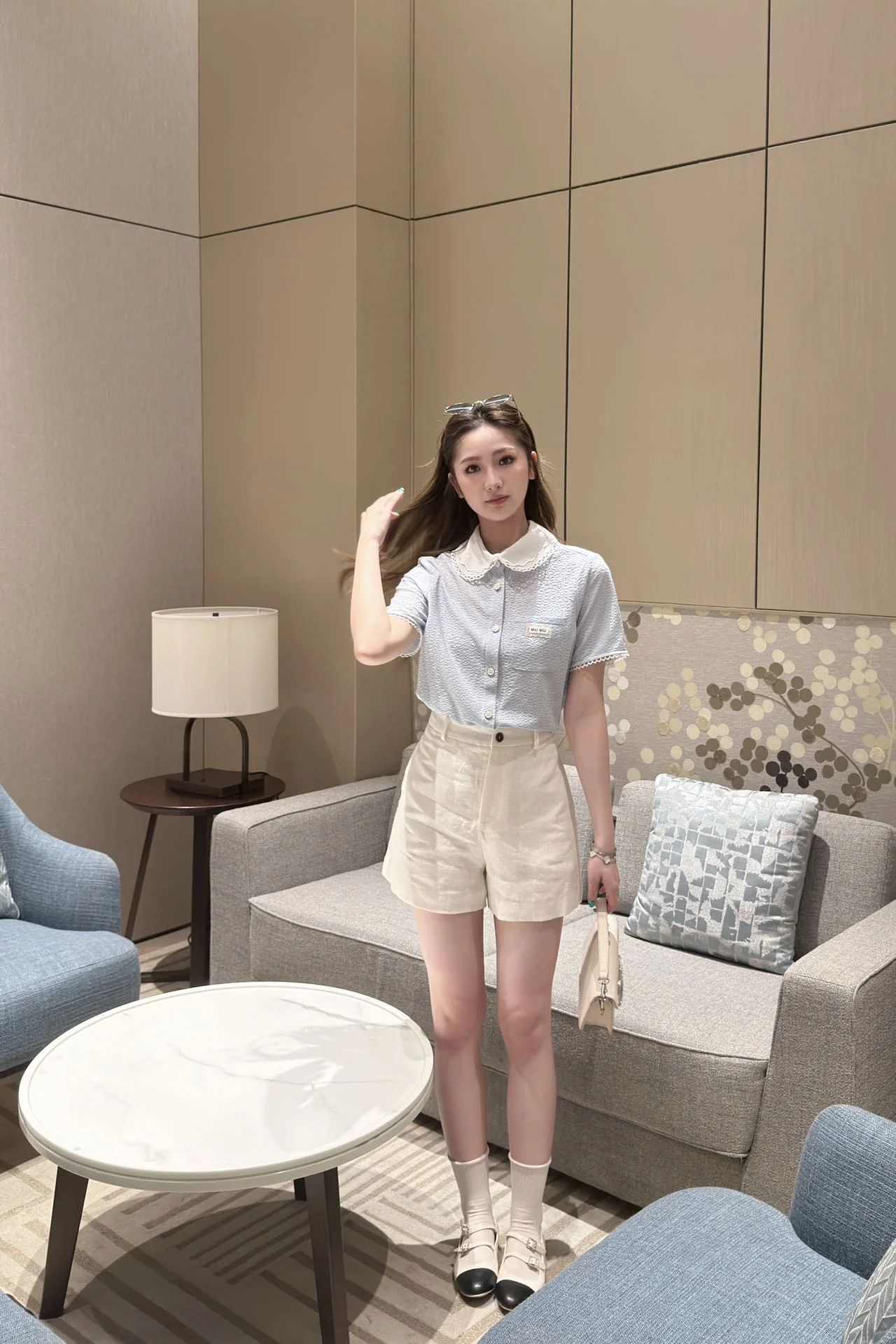 미우미우 레이스 카라 프릴 소매 반팔 셔츠 상세 이미지 5