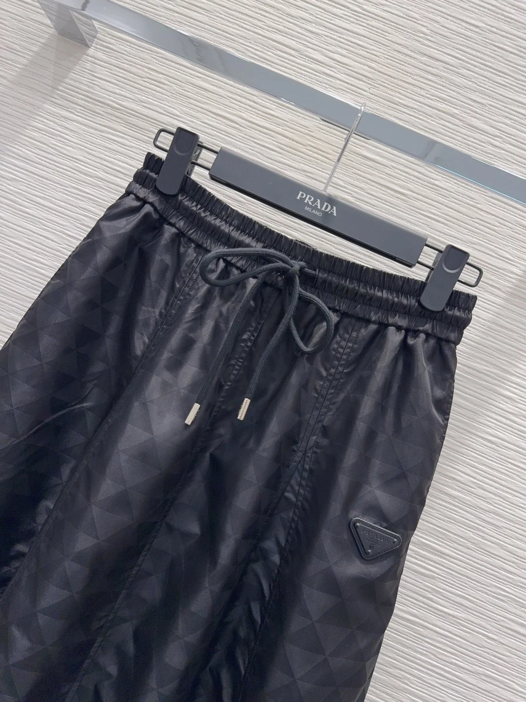 프라다 가을겨울 미디 스커트 상세 이미지 2