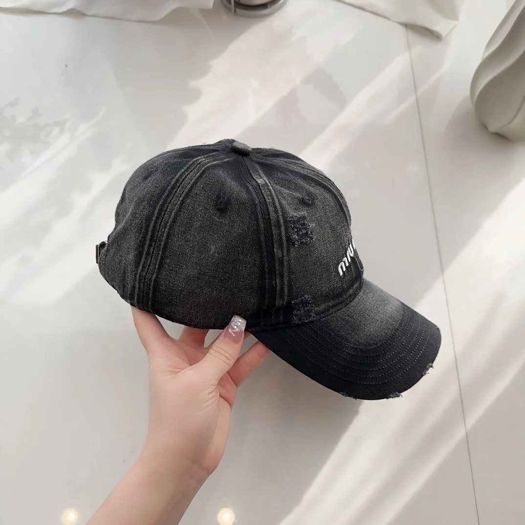 미우미우 모자 81066 Miu Miu Cap 상세 이미지 2