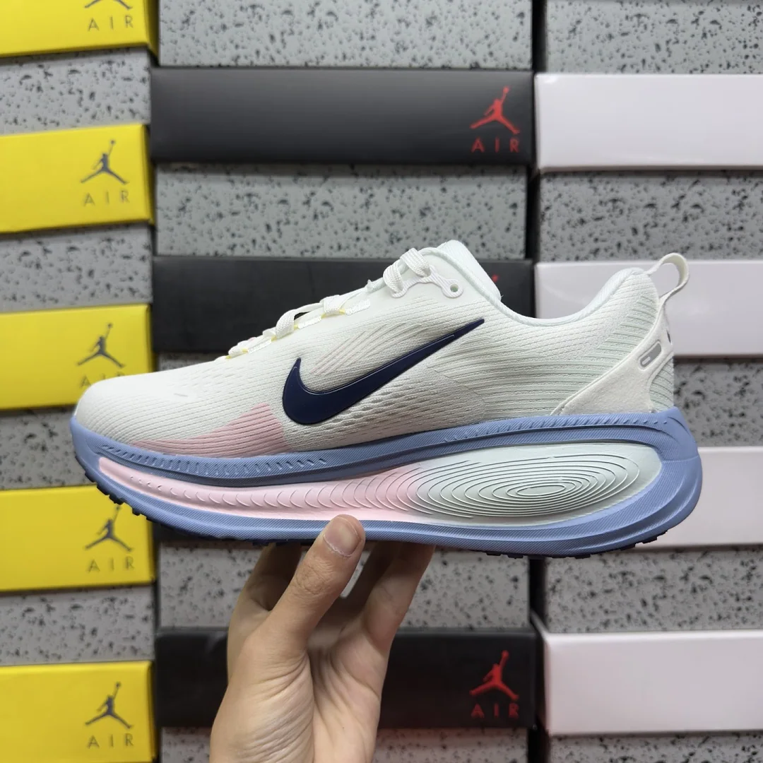 나이키 [XY] 보메로 18 HM6804-115 201742 Nike Vomero 18 White Work Blue Barely Green 상세 이미지 6