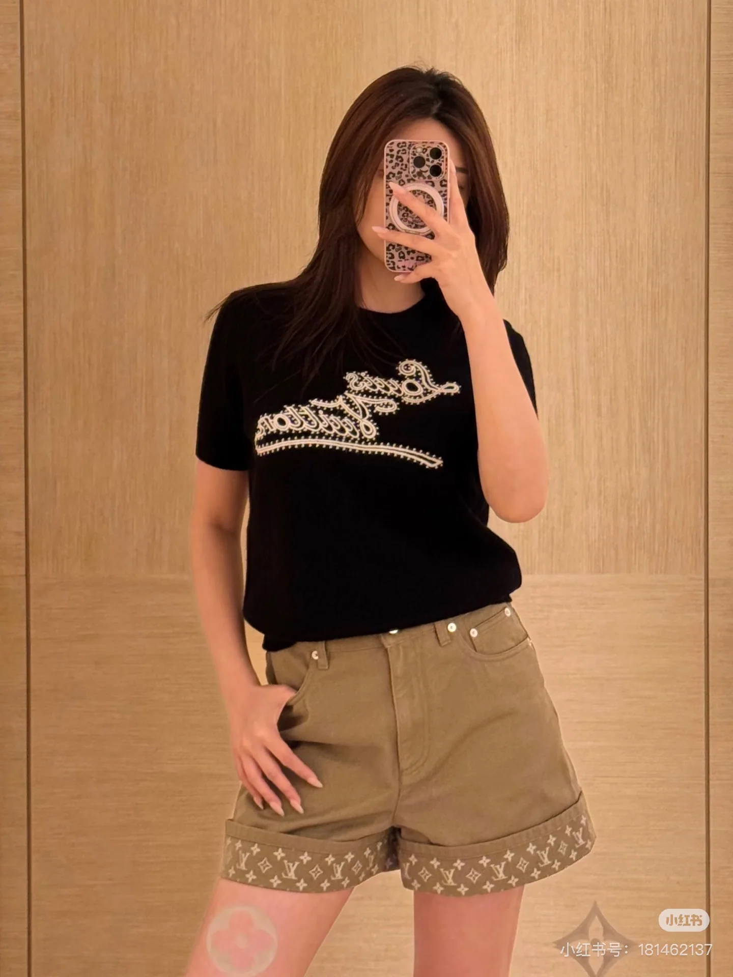 루이비통 캐시미어 자수 여성 반팔 티셔츠 상세 이미지 3