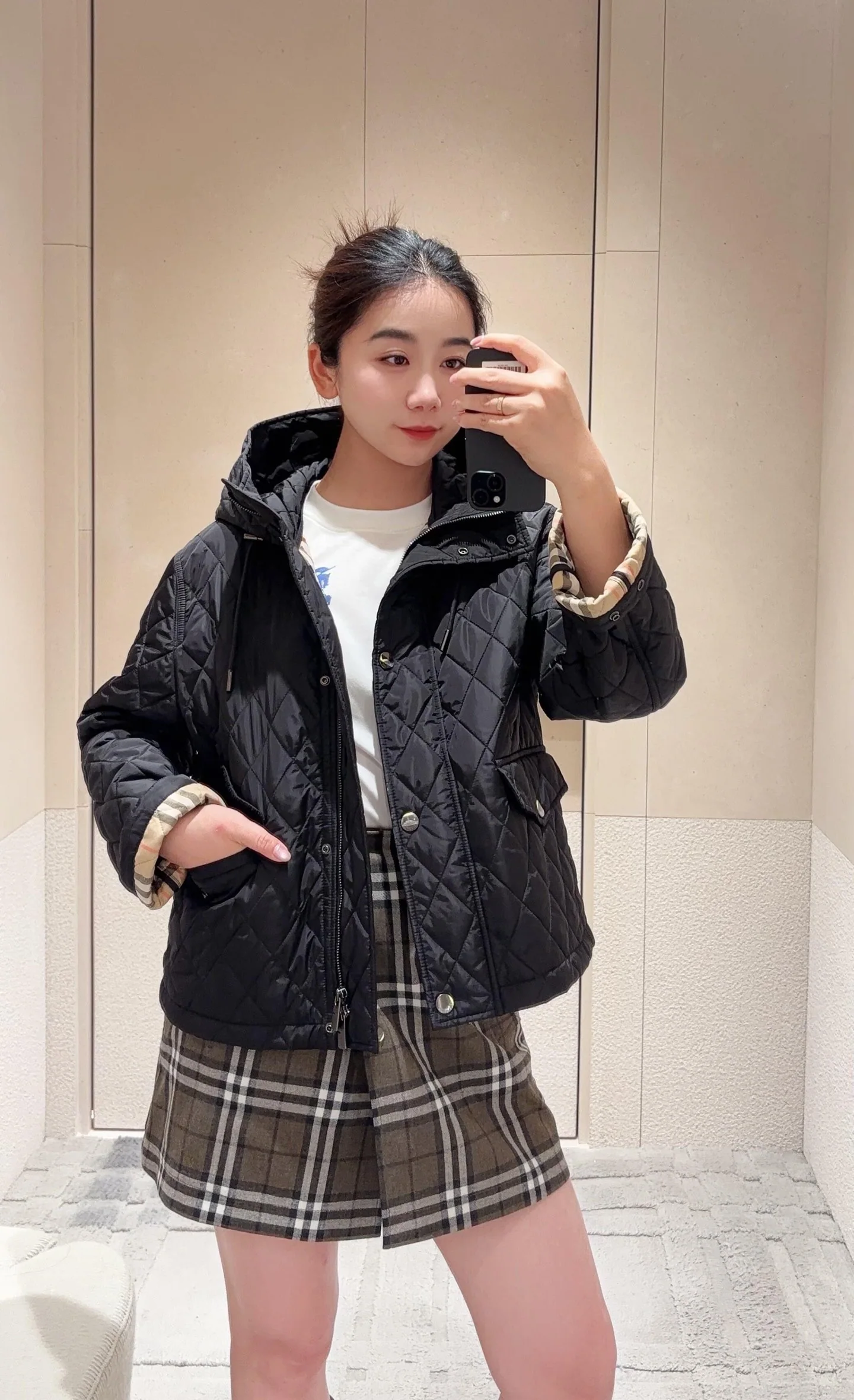 버버리 코듀로이 플랩 포켓 후드 코튼 자켓 25FW