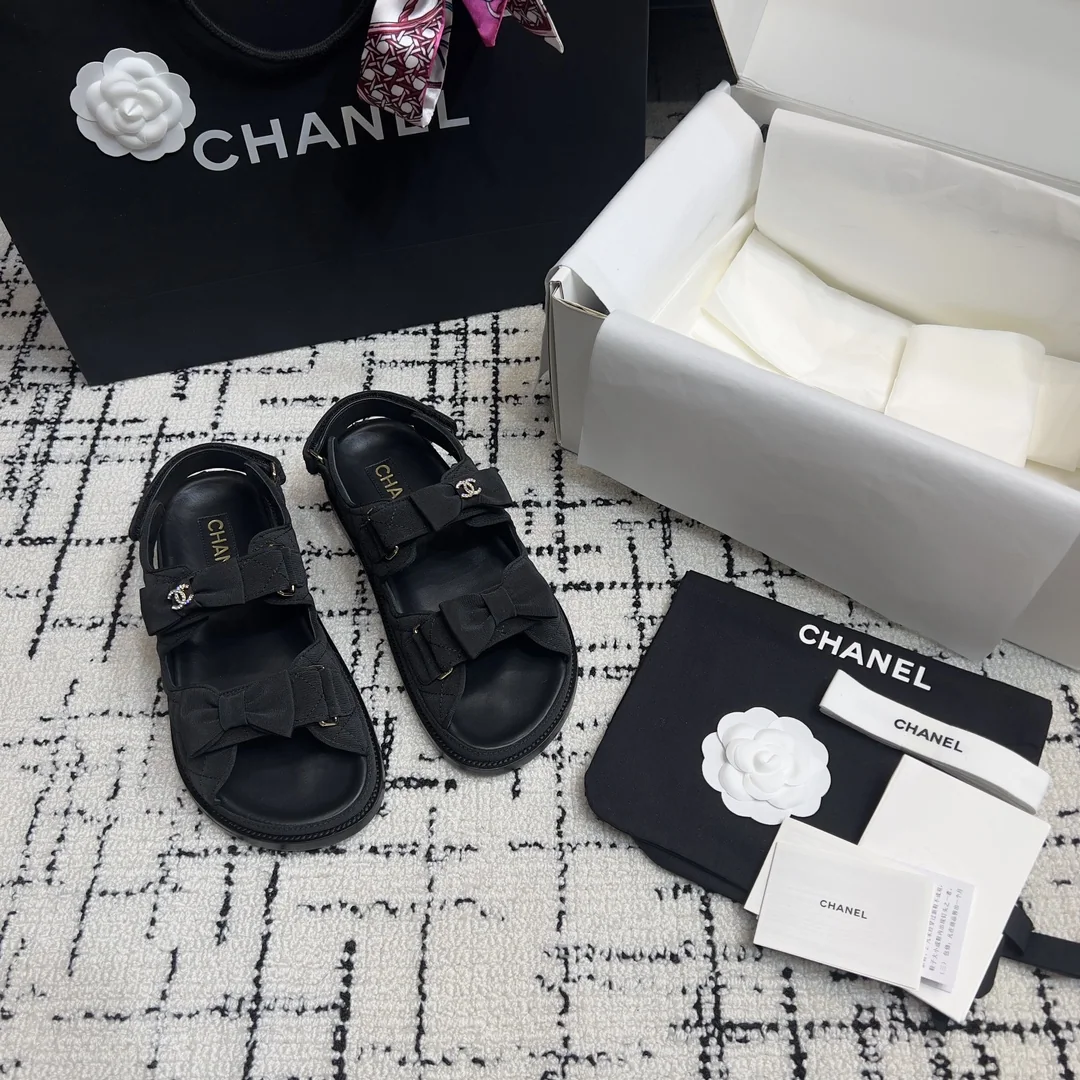 샤넬 더블 C 벨크로 비치 슈즈 상세 이미지 1
