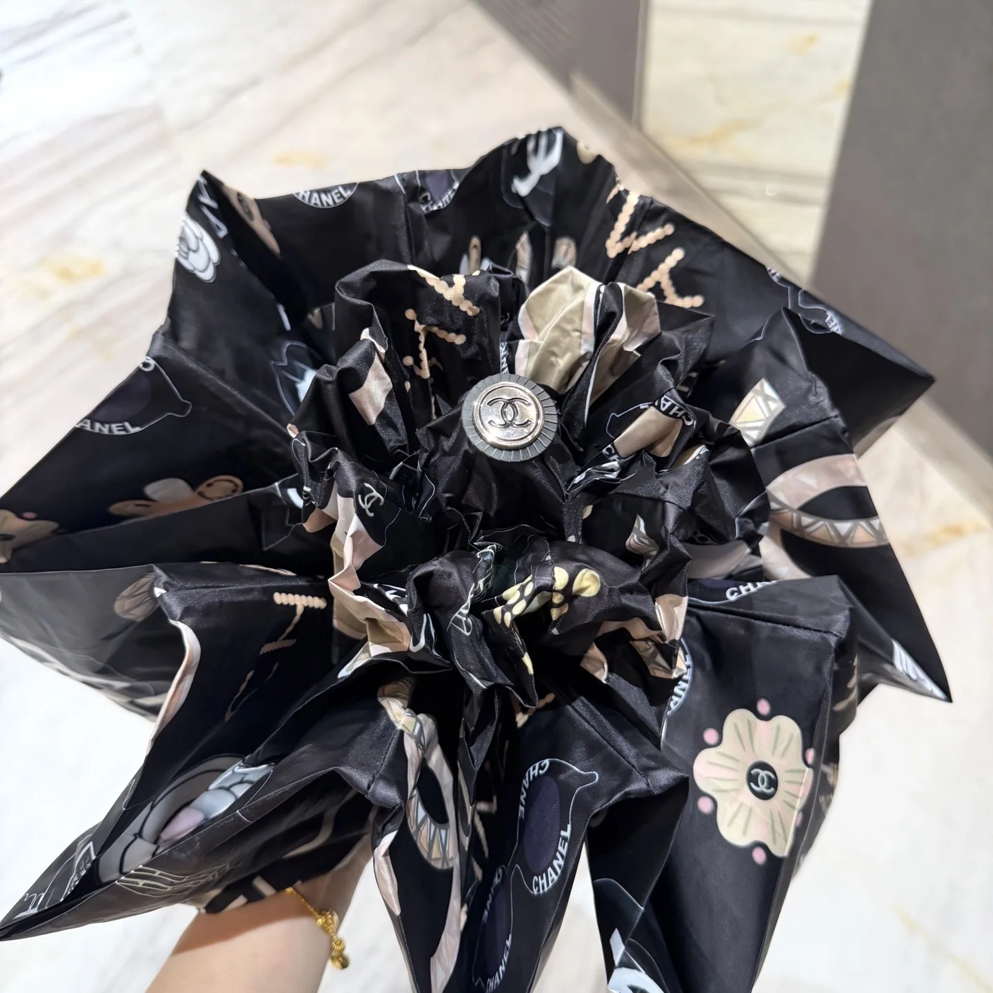 샤넬 우산 85278 Chanel Umbrella 상세 이미지 4