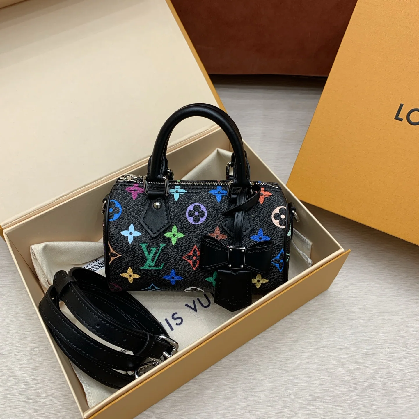 루이비통 블랙 가방 M13406 상세 이미지 1