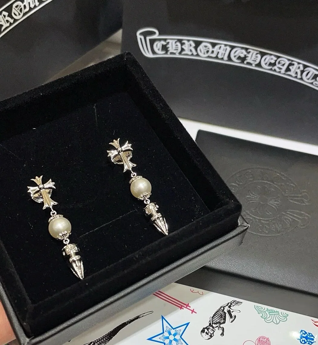 크롬하츠 크로스 펄 귀걸이 상세 이미지 3