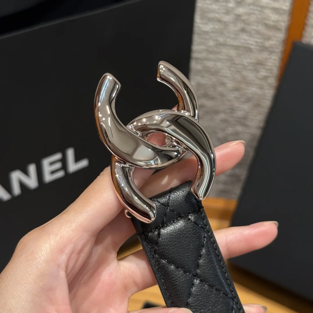 샤넬 더블 C 메탈 로고 램스킨 벨트 상세 이미지 7